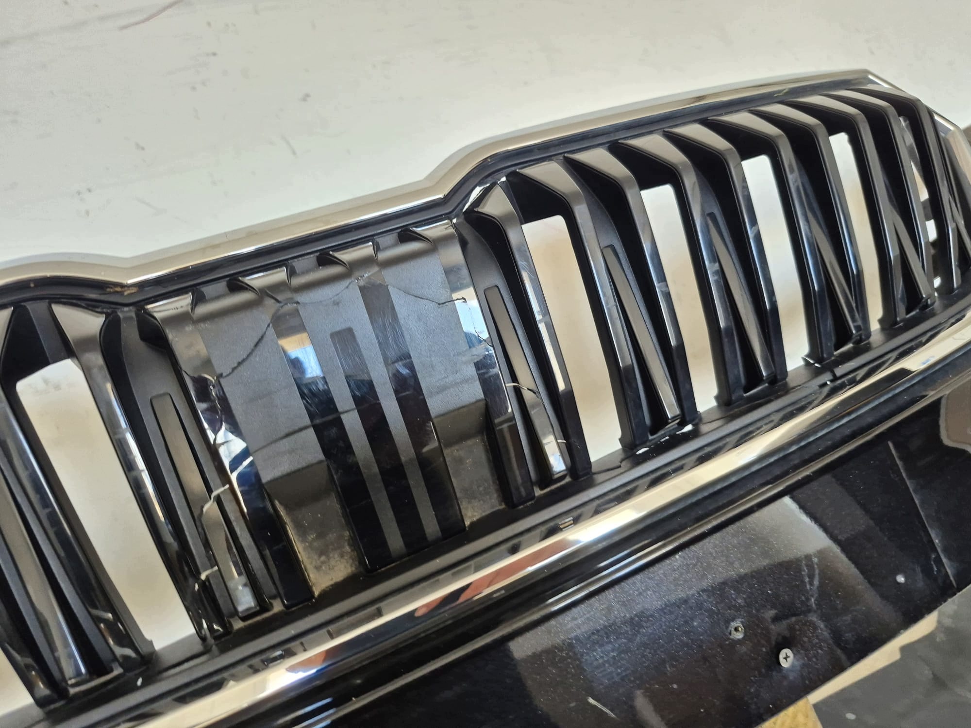 SKODA KAROQ LIFT 21-> bumper front front washer