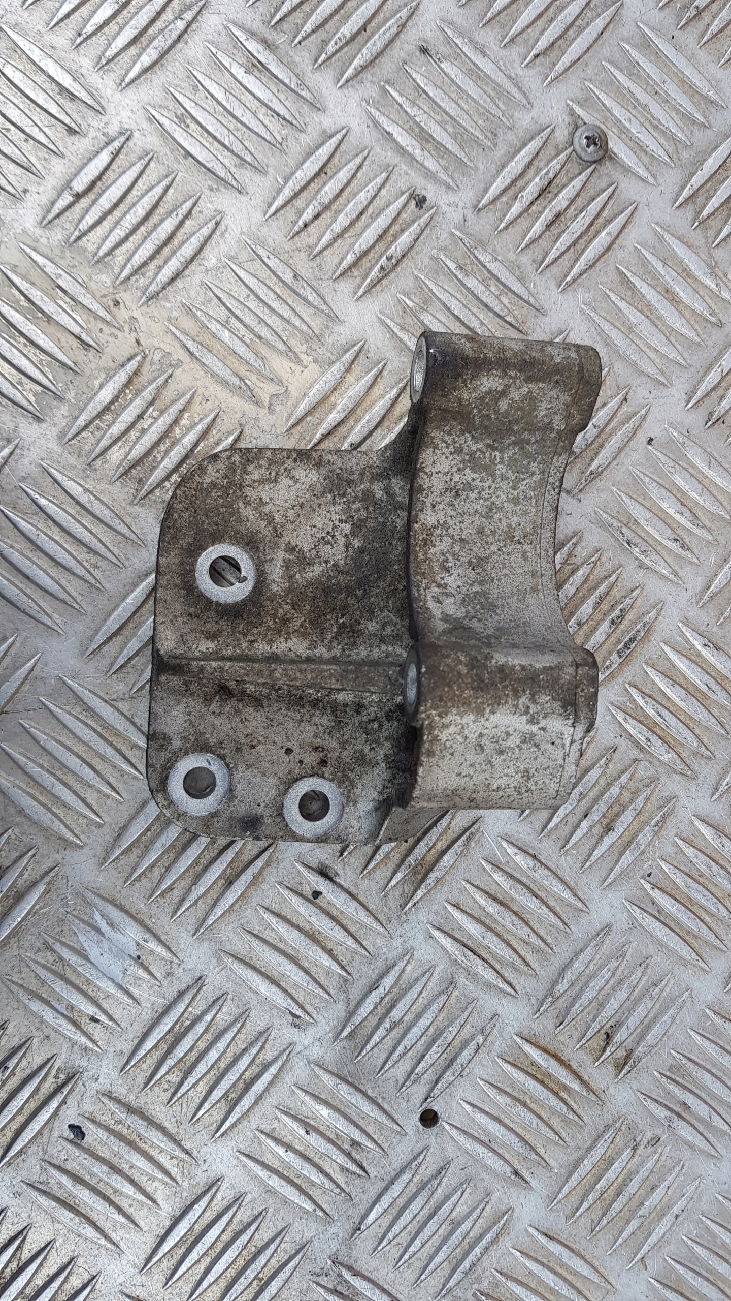 MERCEDES W211 3.2 engine mount A1122230138