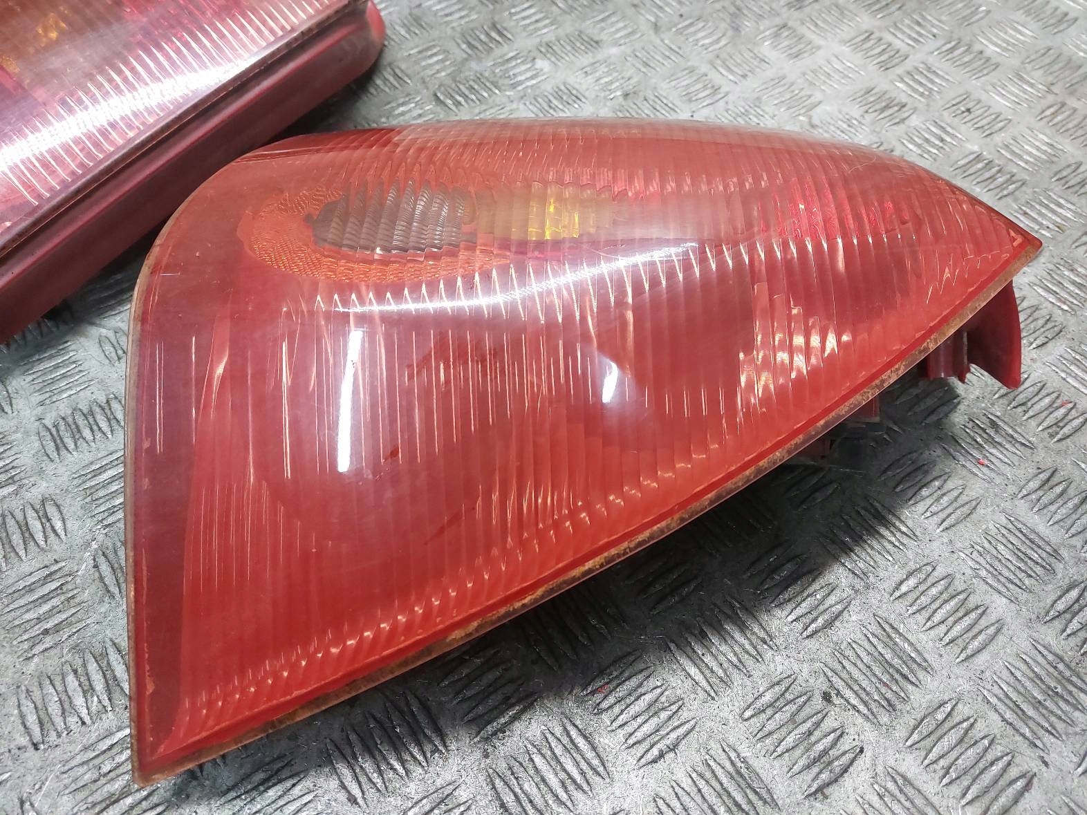 light left rear part + right rear part PEUGEOT 307 and TYC