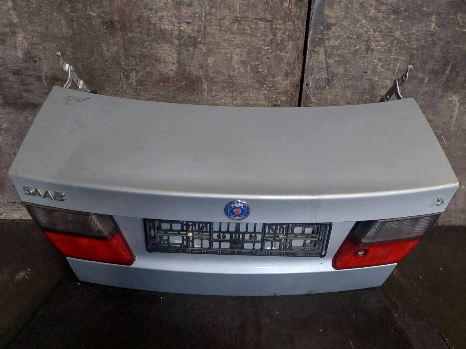 complete rear part SAAB 9-5 and 268 trunk door boot bumper rear part lights rear part