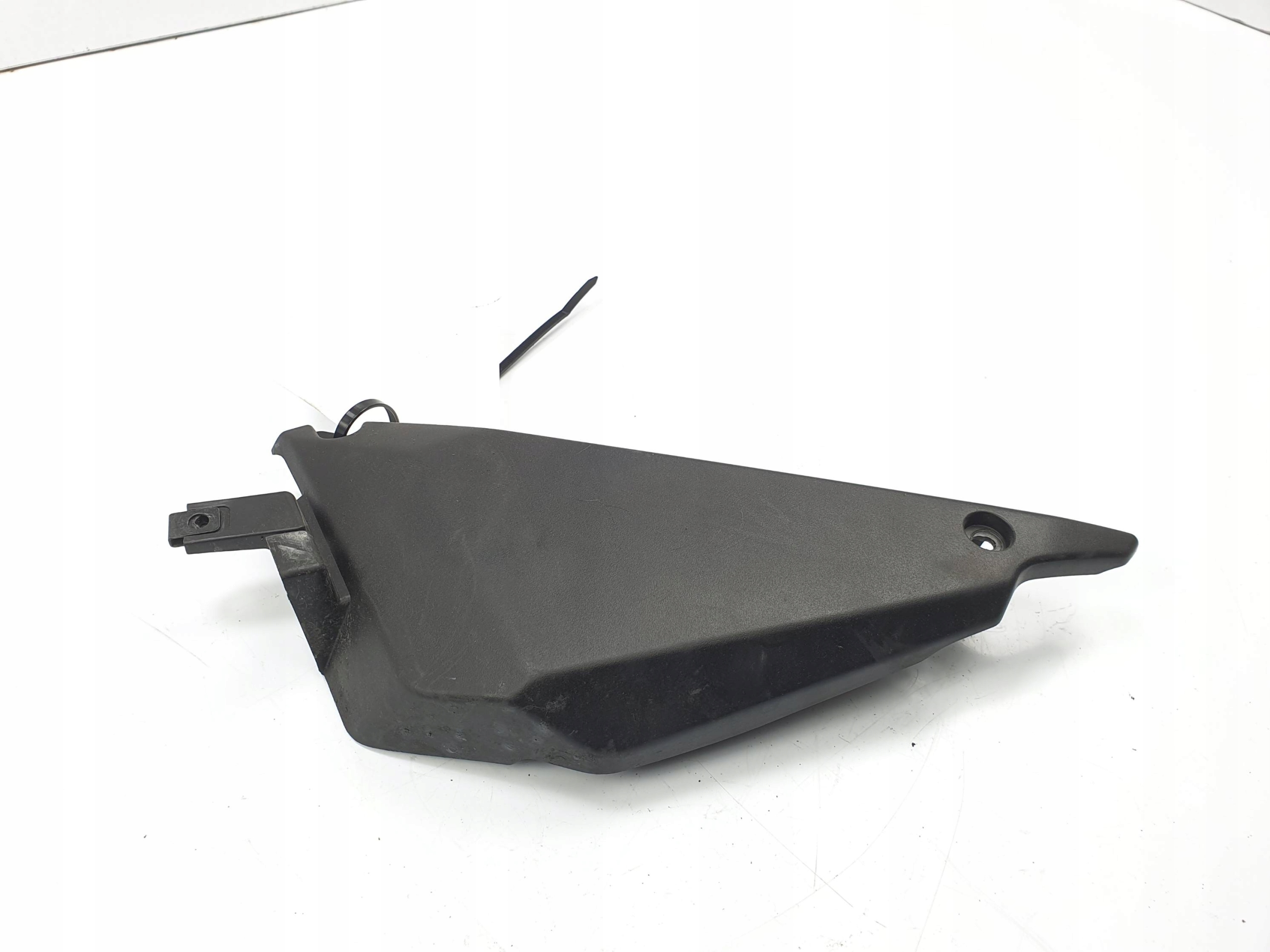 OSLONA OBUDOWA 36001 0642 KAWASAKI Z650 ABS Part number 36001 0642