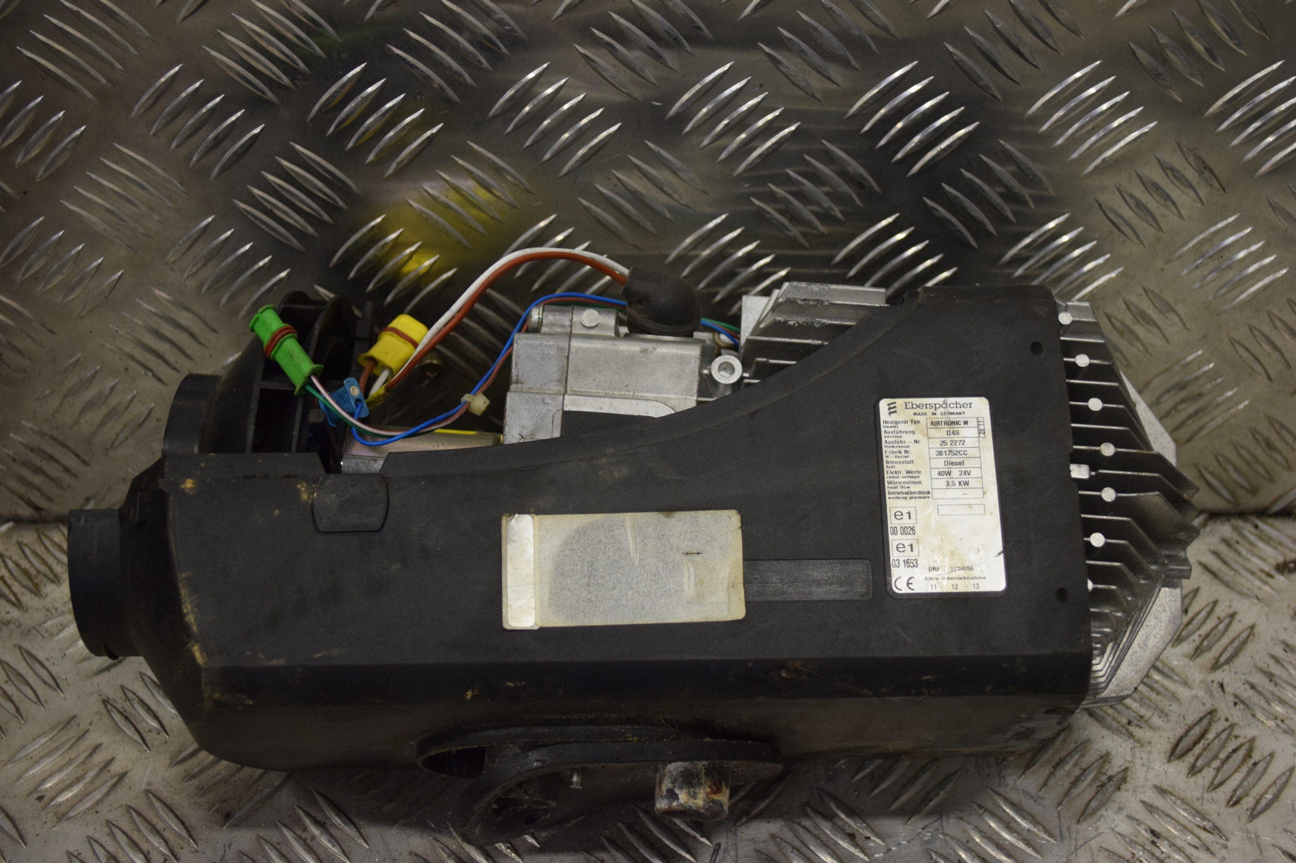 ОПАЛЕННЯ EBERSPACHER D4S DAF XF CF НА ЗАПЧАСТИНИ