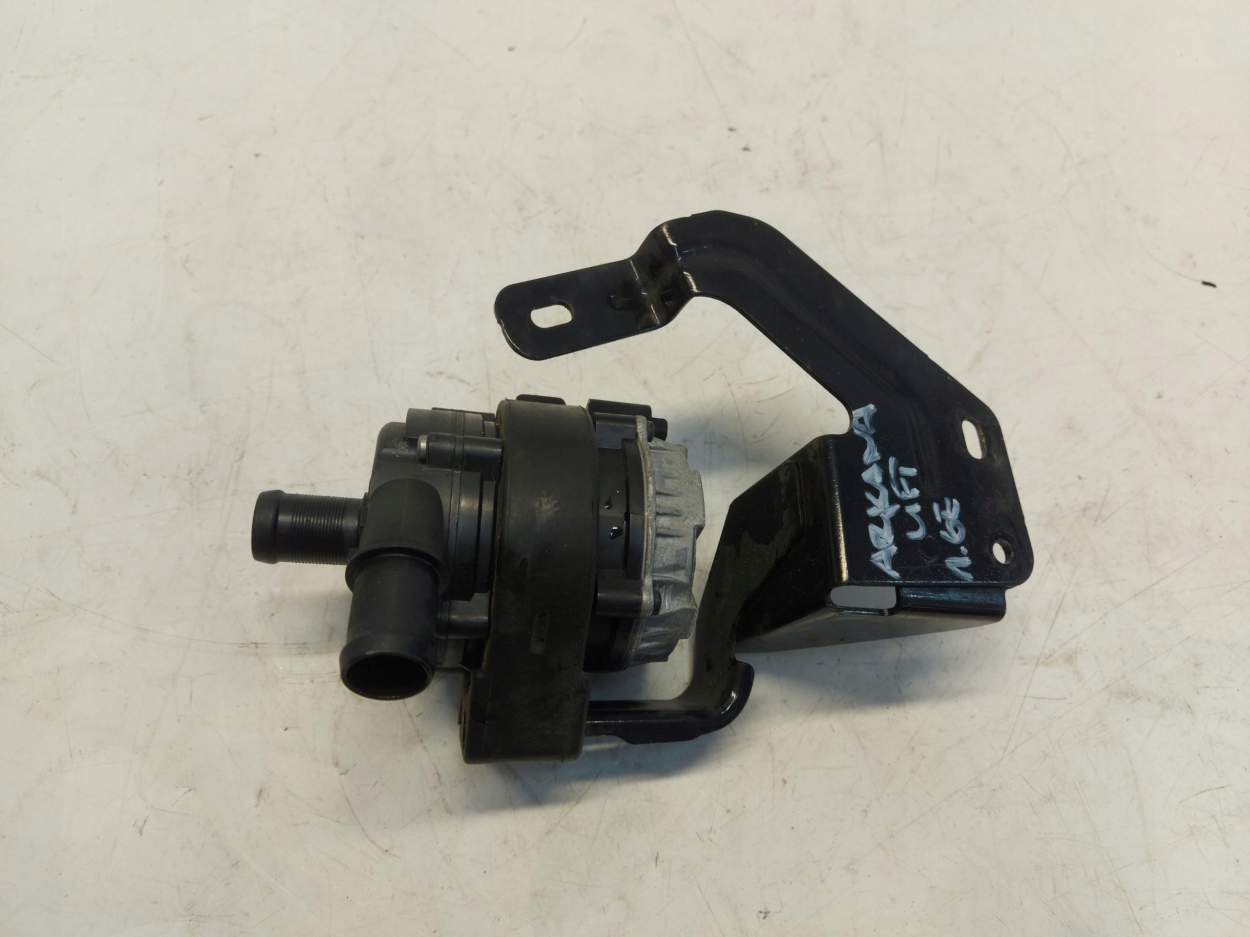 Renault Arkana, RS-Line water pump 210117802R