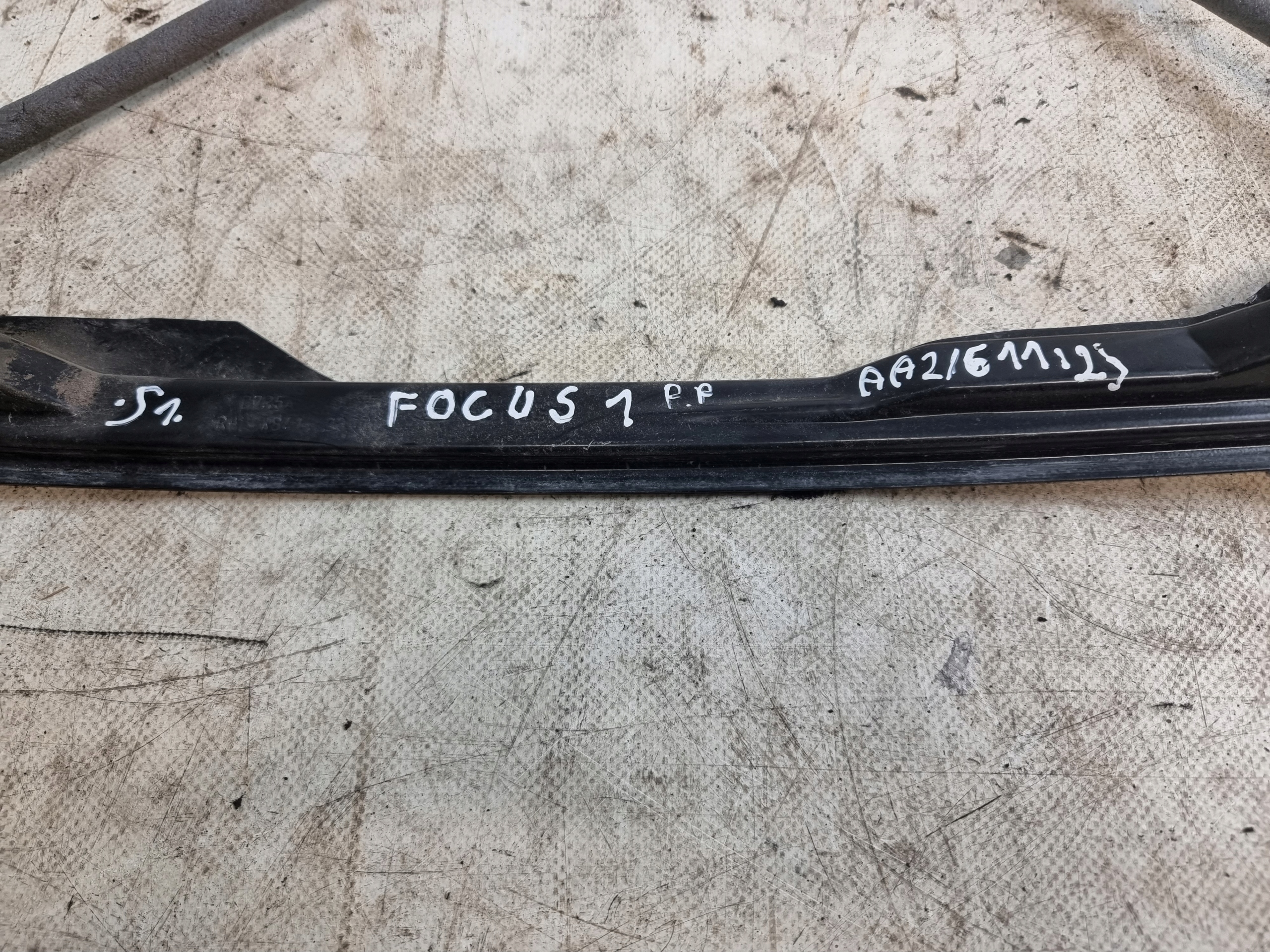 window regulator right front OE XS4123200 FORD FOCUS MK1