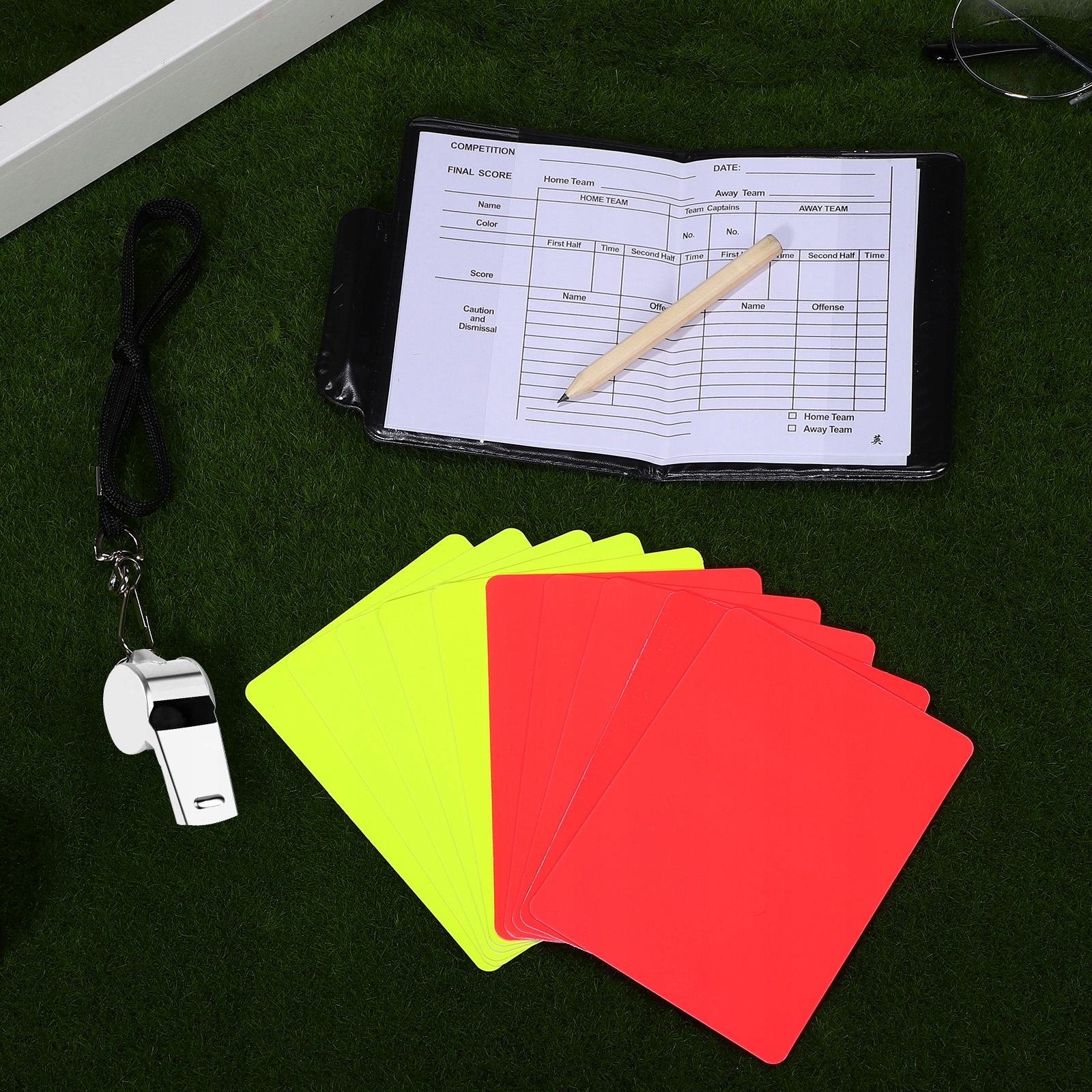 ZESTAW KART CZERWONEJ I ŻÓŁTEJ GWIZDKA Marka bez marki