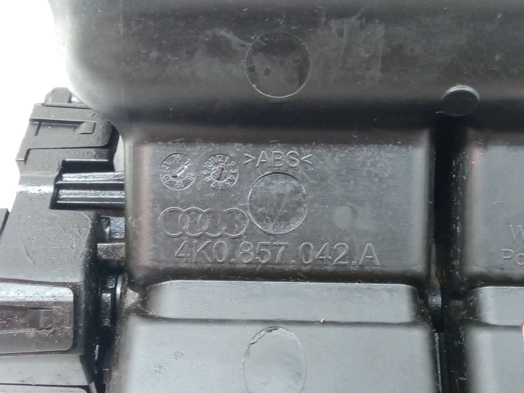 drain air intake 4K0857042A Audi A6 V (2018-) C8