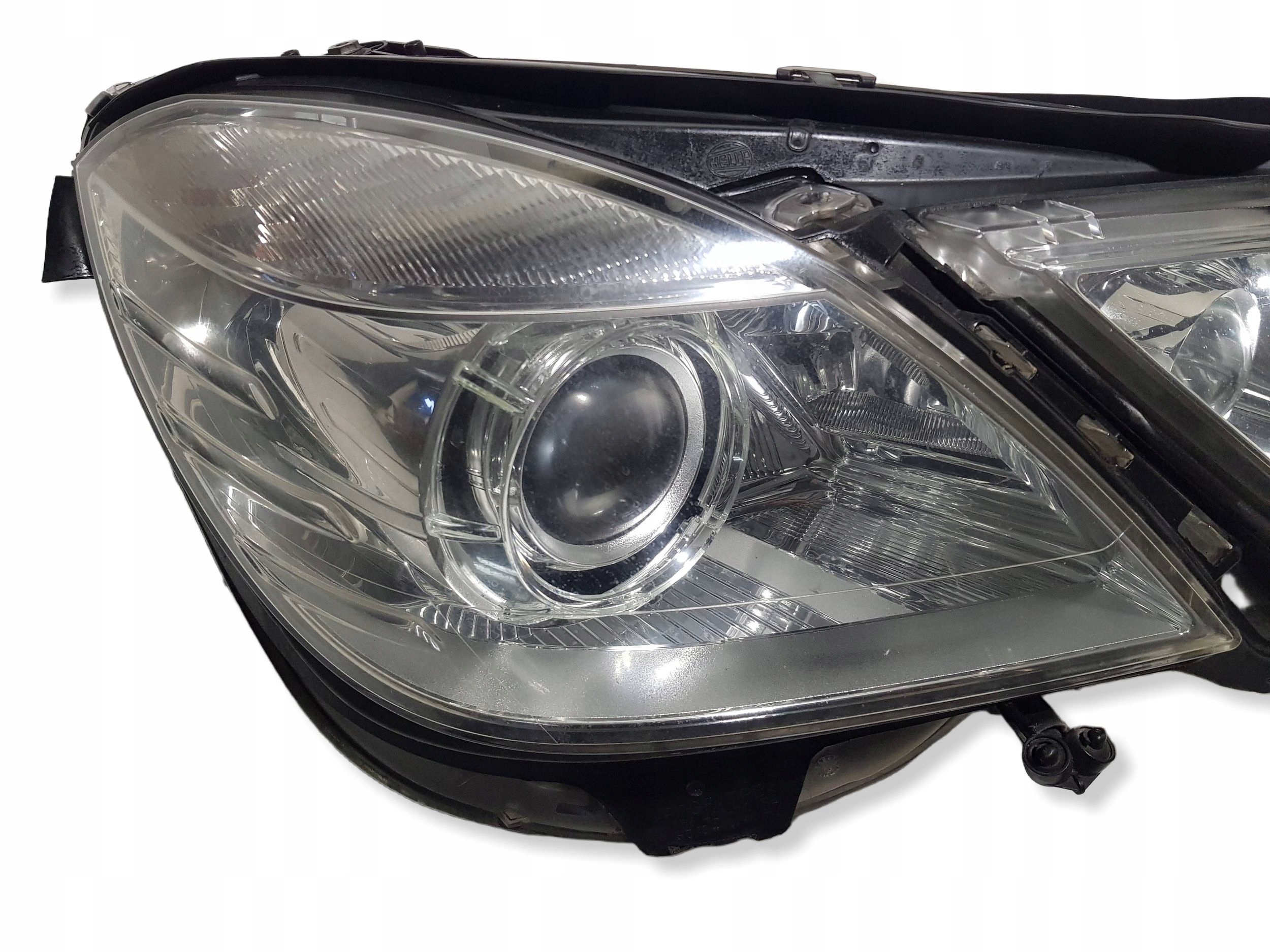 light right BI-XENON front Mercedes E W212 XENON