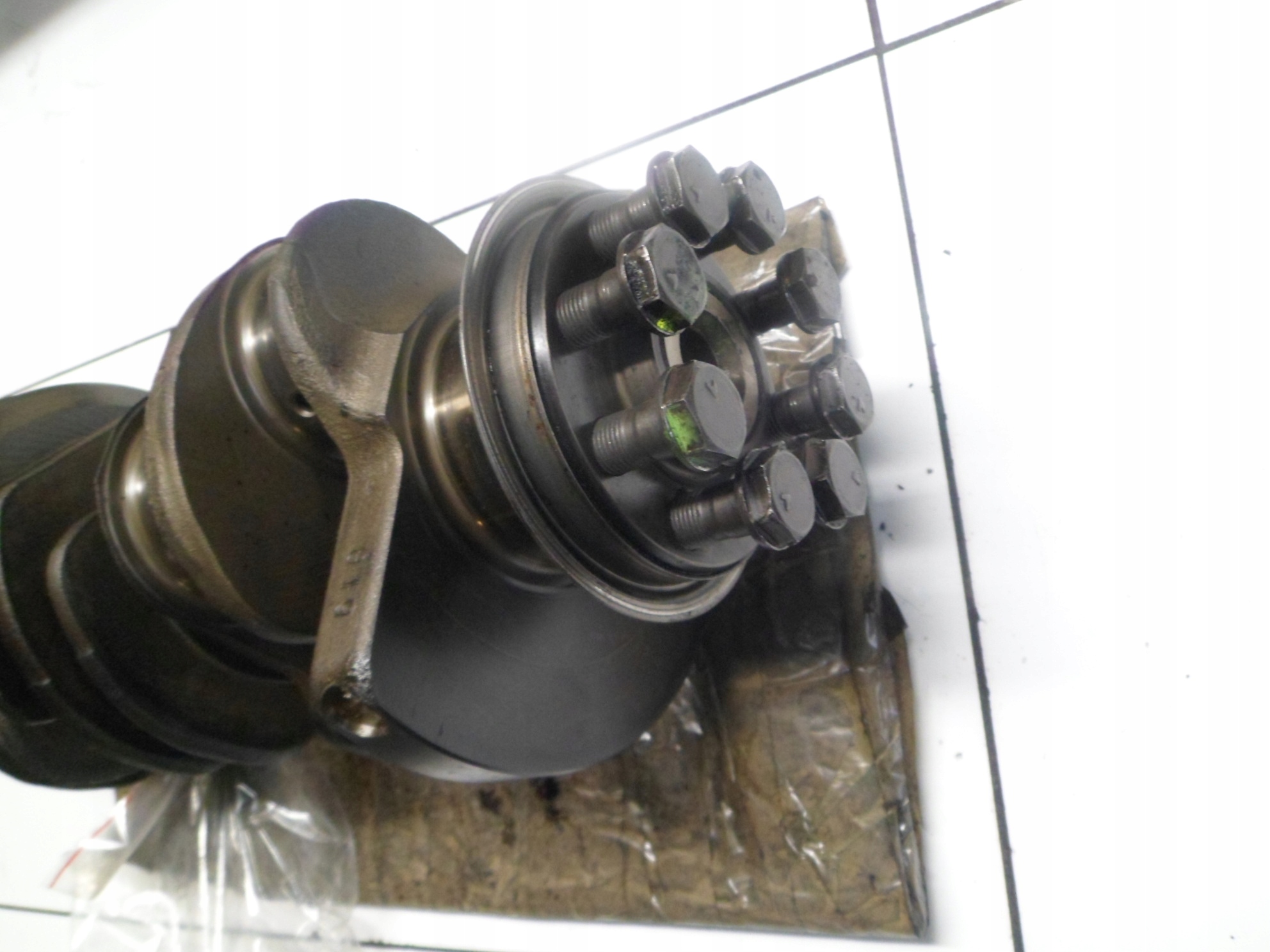SAAB 9-5 3.0TID V6 crank