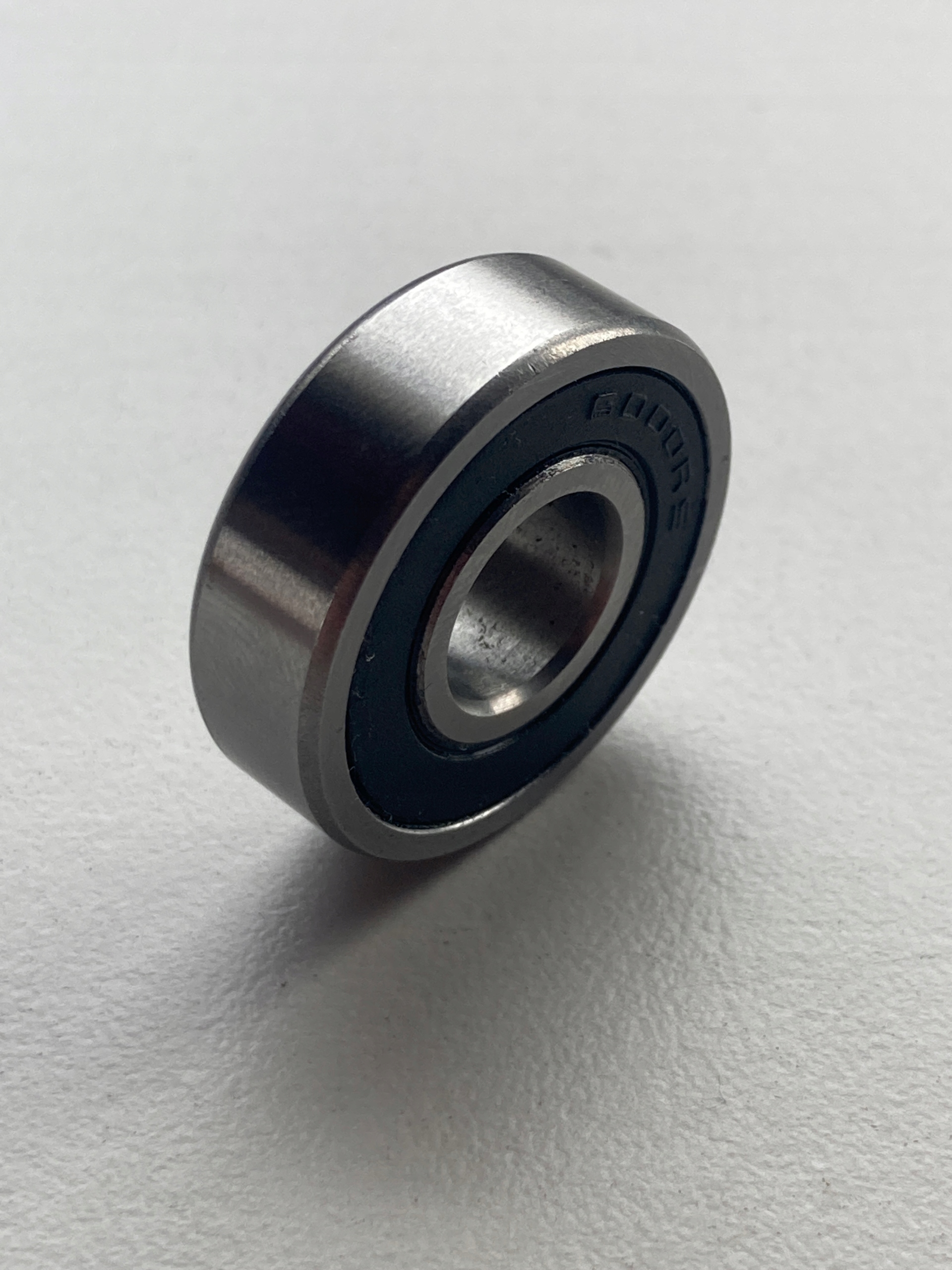 Łożysko 6000 RS maszynowe 10x26x8mm Kod producenta 6000RS