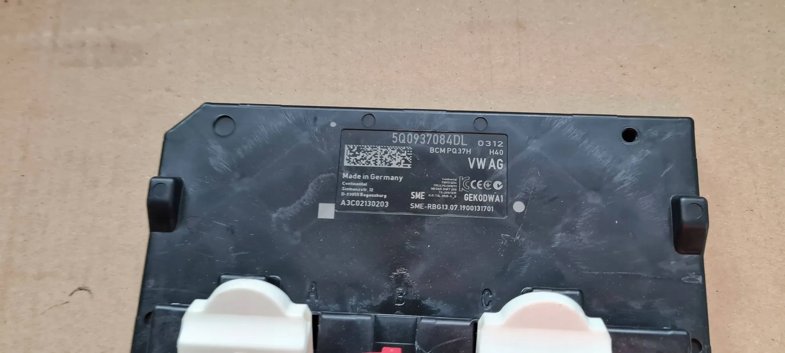 Q3 83A module control unit KOMFORTU 5Q0937084DL