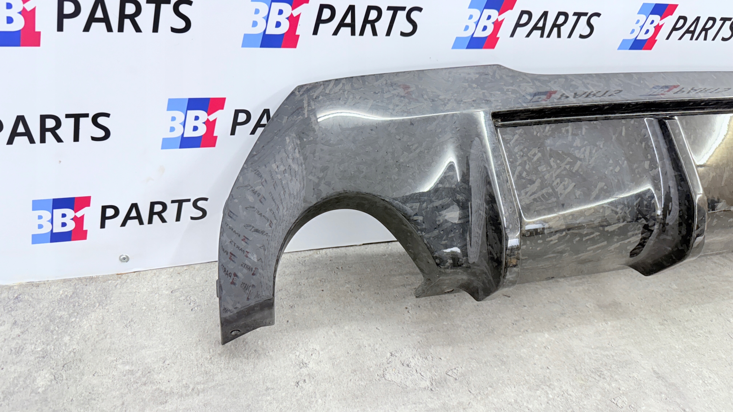BMW F40 DYFUZOR der Stoßstange CARBON M-PERFORMANCE 2467258