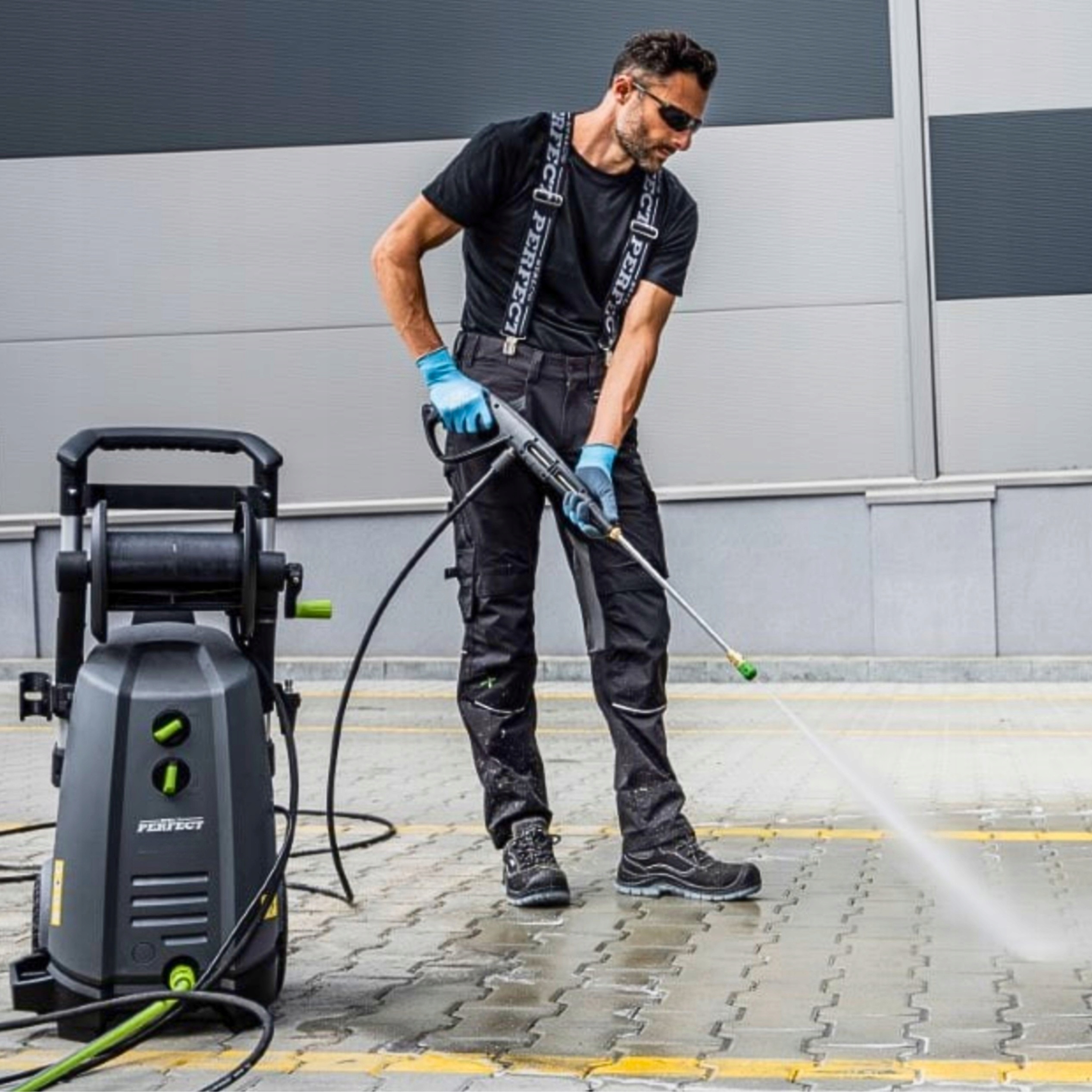 MYJKA CIŚNIENIOWA 400 BAR SAMOSSĄCA MOSIĘŻNA INDUKCJA PŁYN KARCHER 3000W Waga urządzenia 26 kg