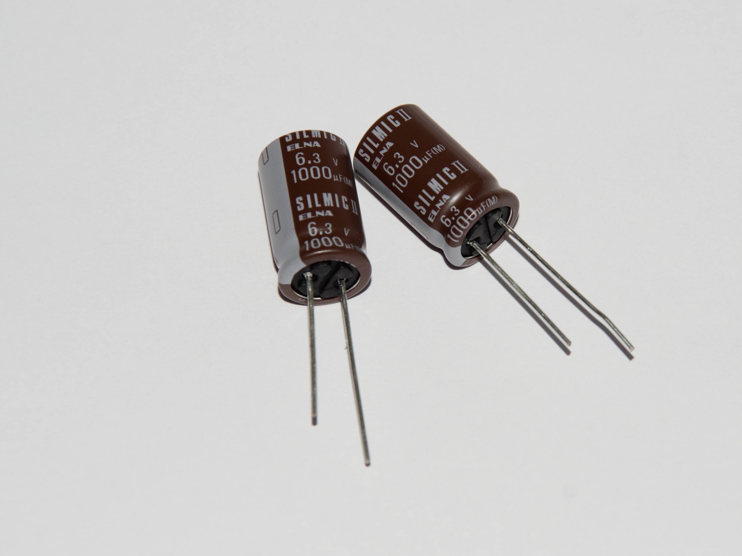 ELNA SILMIC II RFS 1000uF/6,3V - 2 sztuki