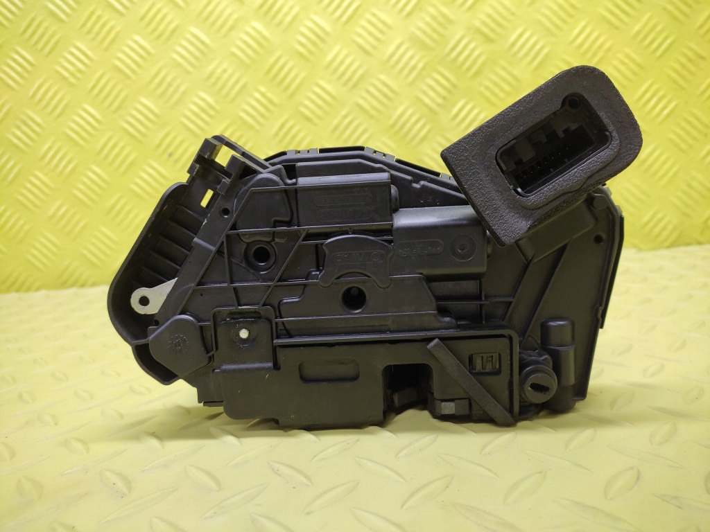SKODA RAPID II lock rear part right A6E5TA839016E