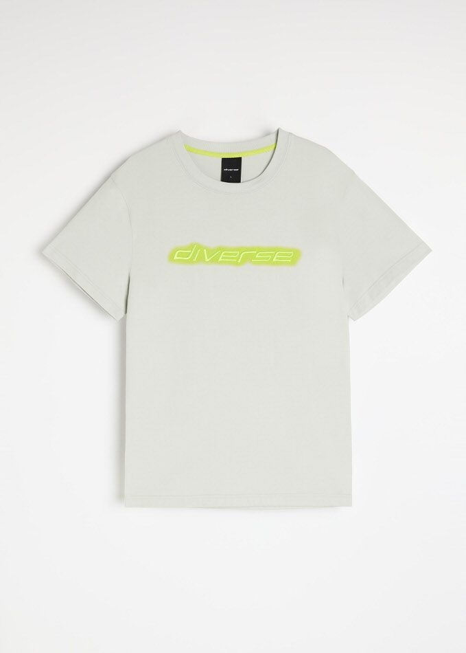 KOSZULKA MĘSKA DIVERSE T-SHIRT PODKOSZULEK BLUZKA SPORTOWA NA CO DZIEŃ Linia regular