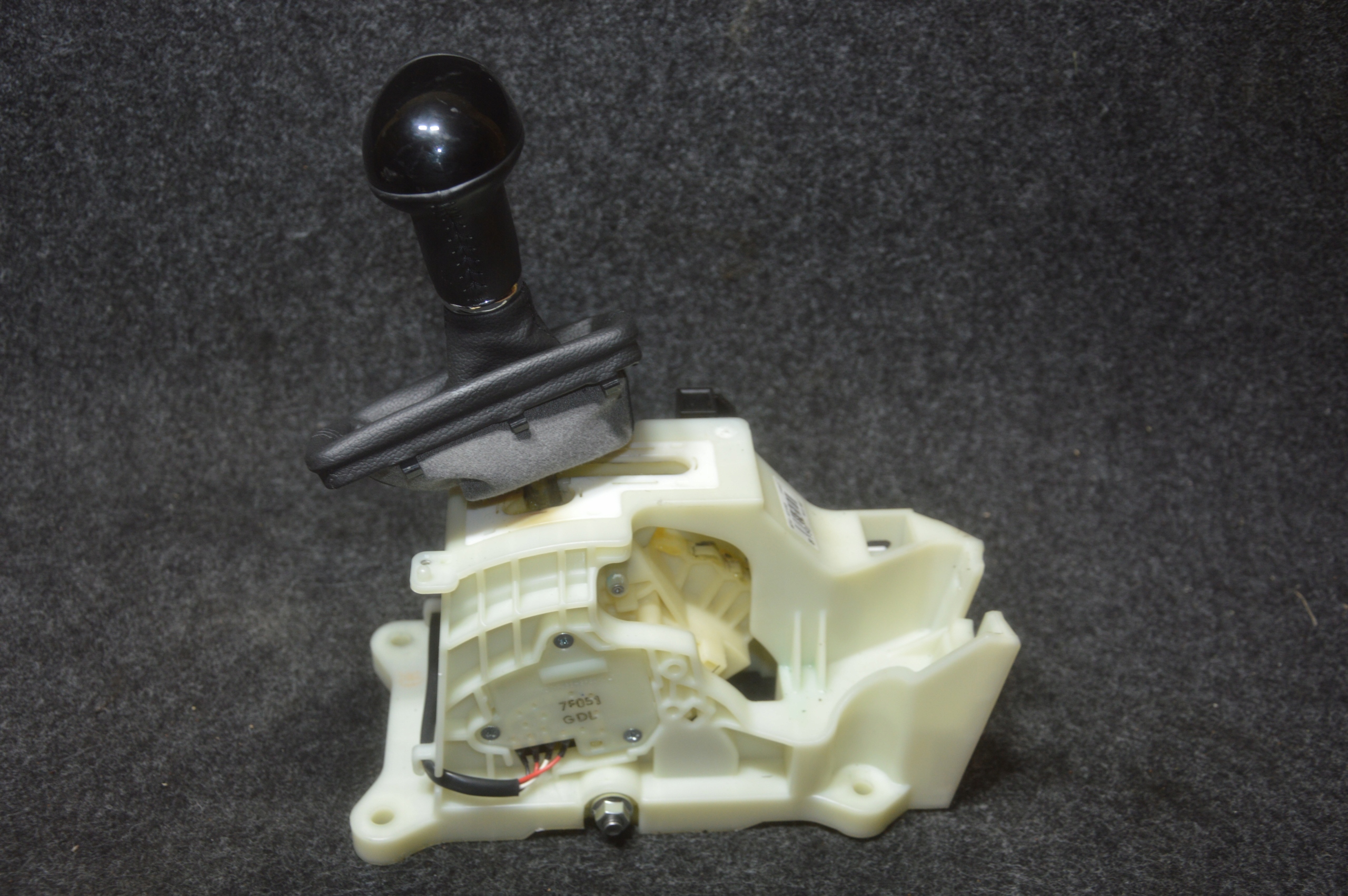 Kia Ceed II FL селектор коробки передач 46700-A2210KB