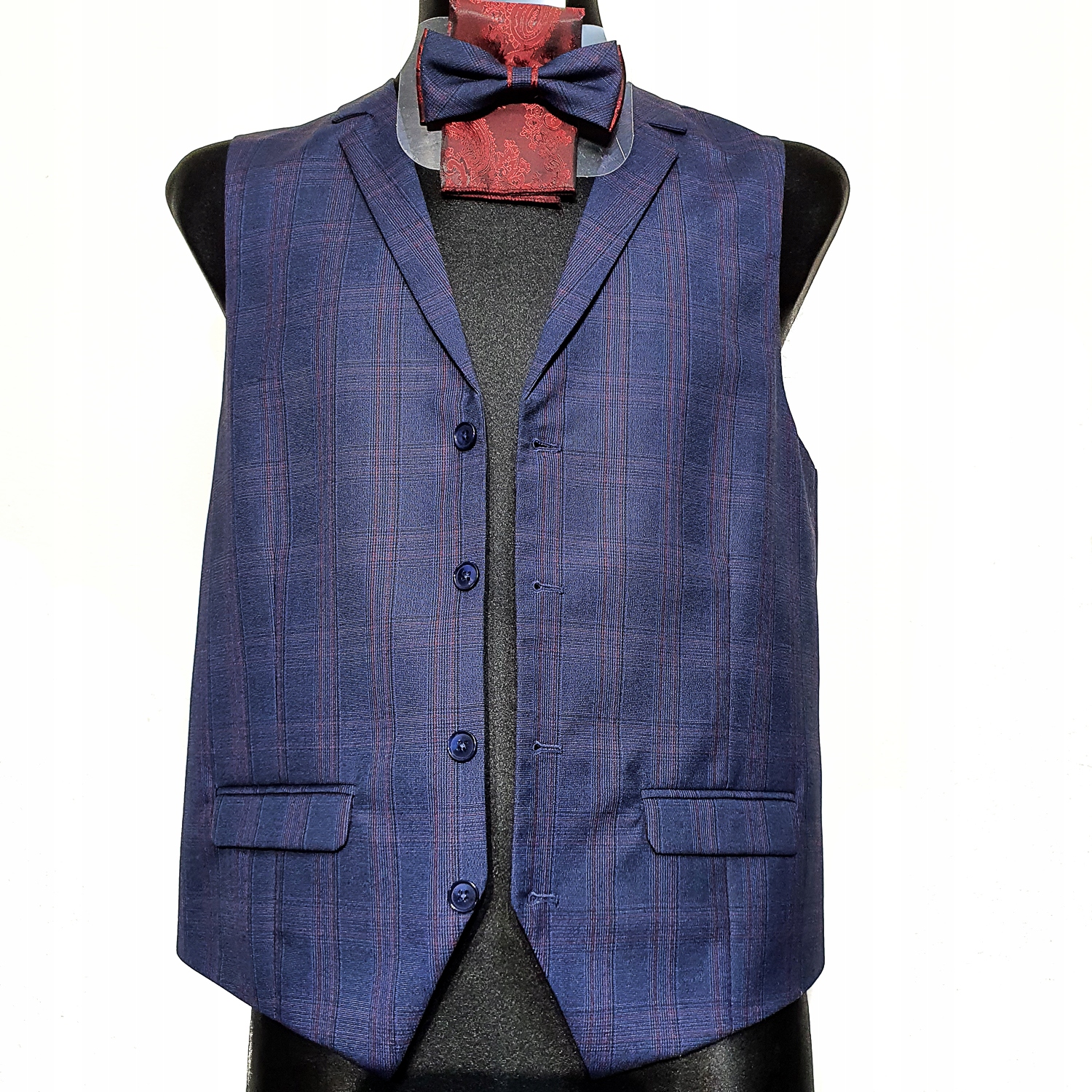 Pánská vesta k ležérnímu obleku motýlek kapesníček