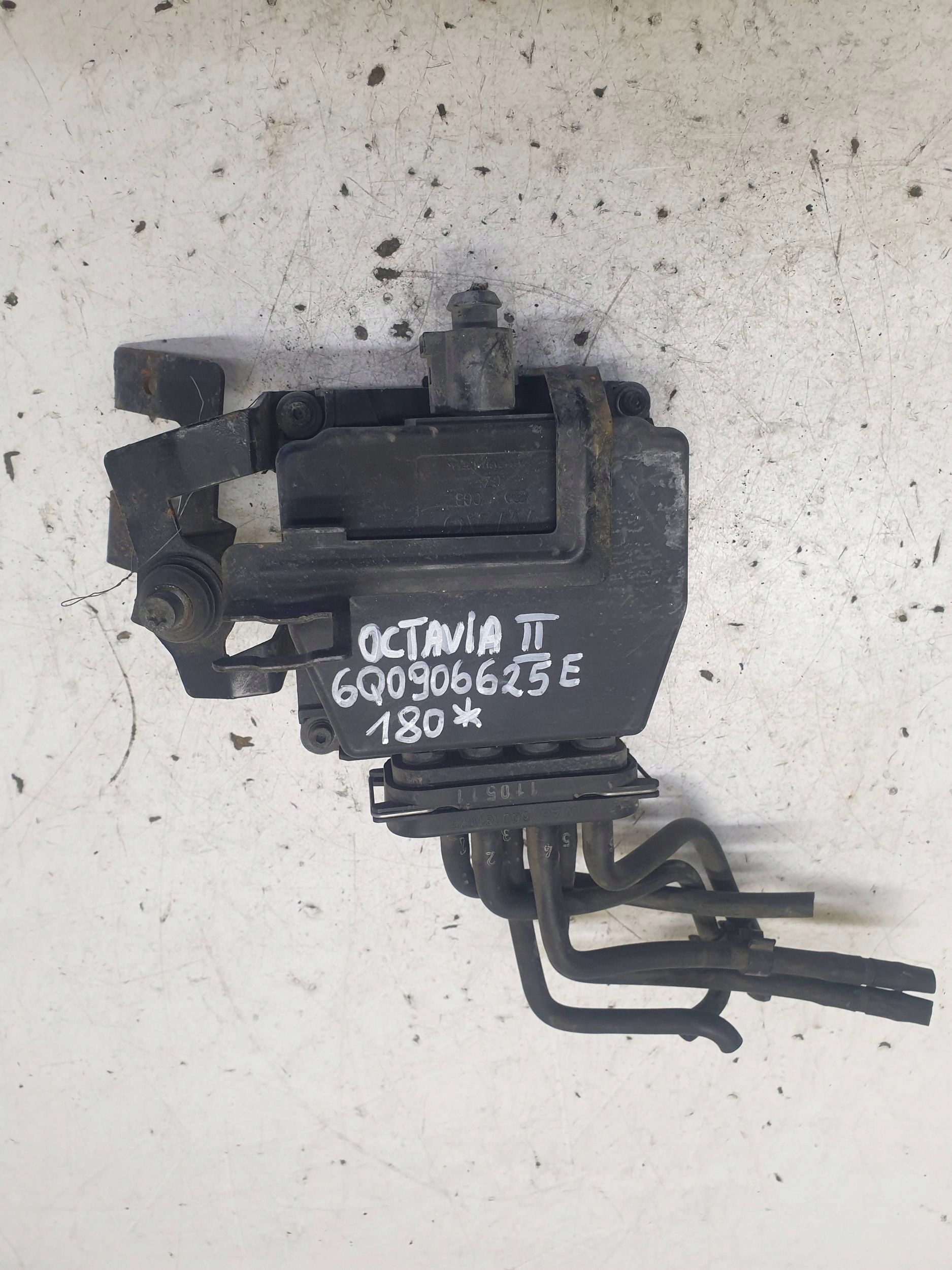 ZAWÓR MAGNETYCZNY SKODA OCTAVIA II LIFT KOMBI 6Q0906625E