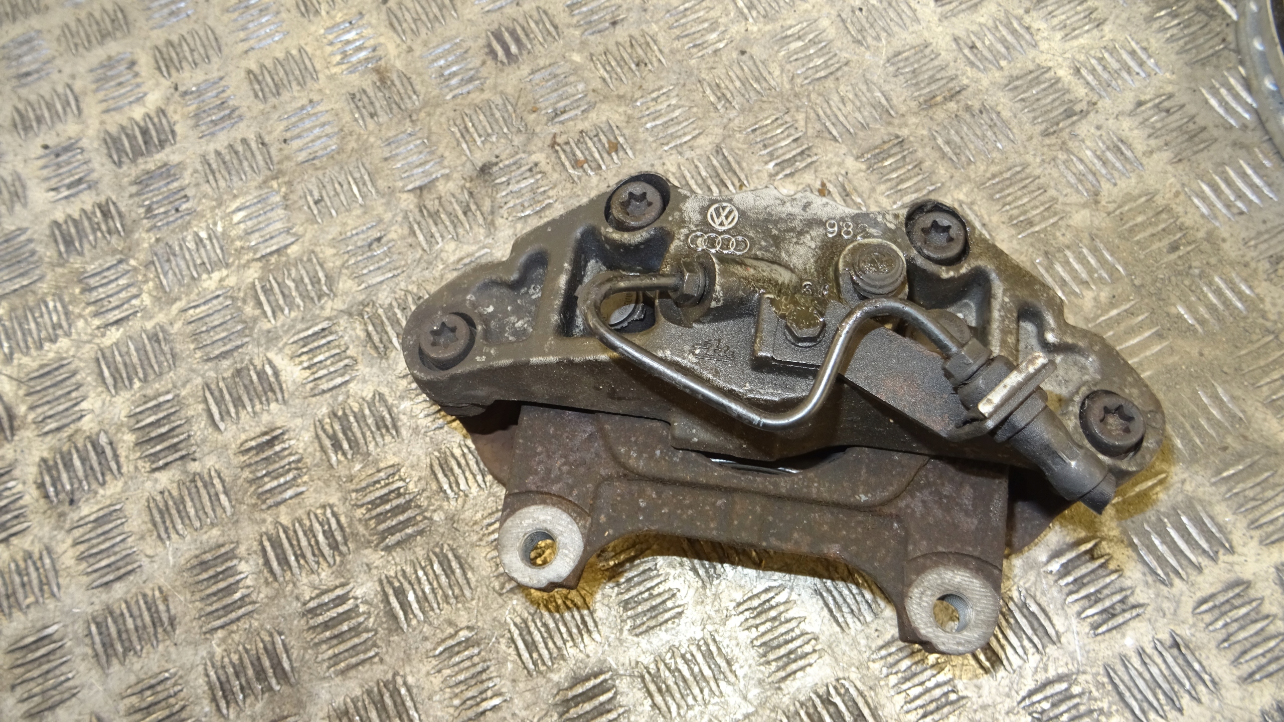 calipers caliper front front right AUDI S3 8P 2.0 TFSI BHZ