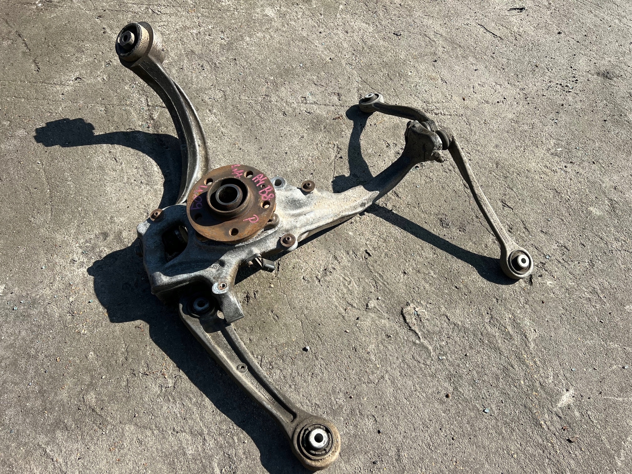 AUDI A4 B8 A5 8T A6 C7 A7 4G swing right right front 8K0407258ABS