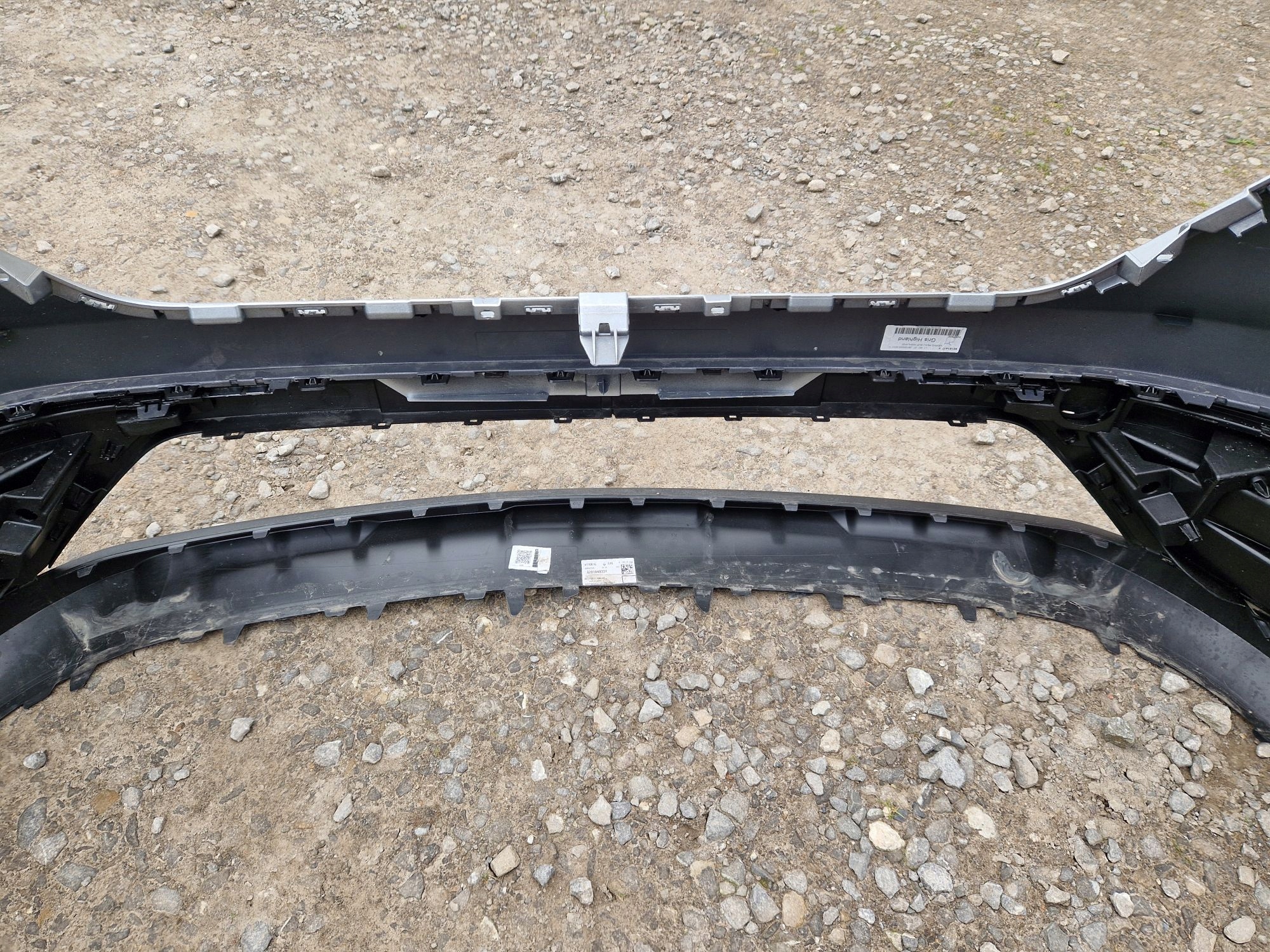 FRONTSTOSSSTANGE RENAULT TRAFIC III LIFT 2021R->