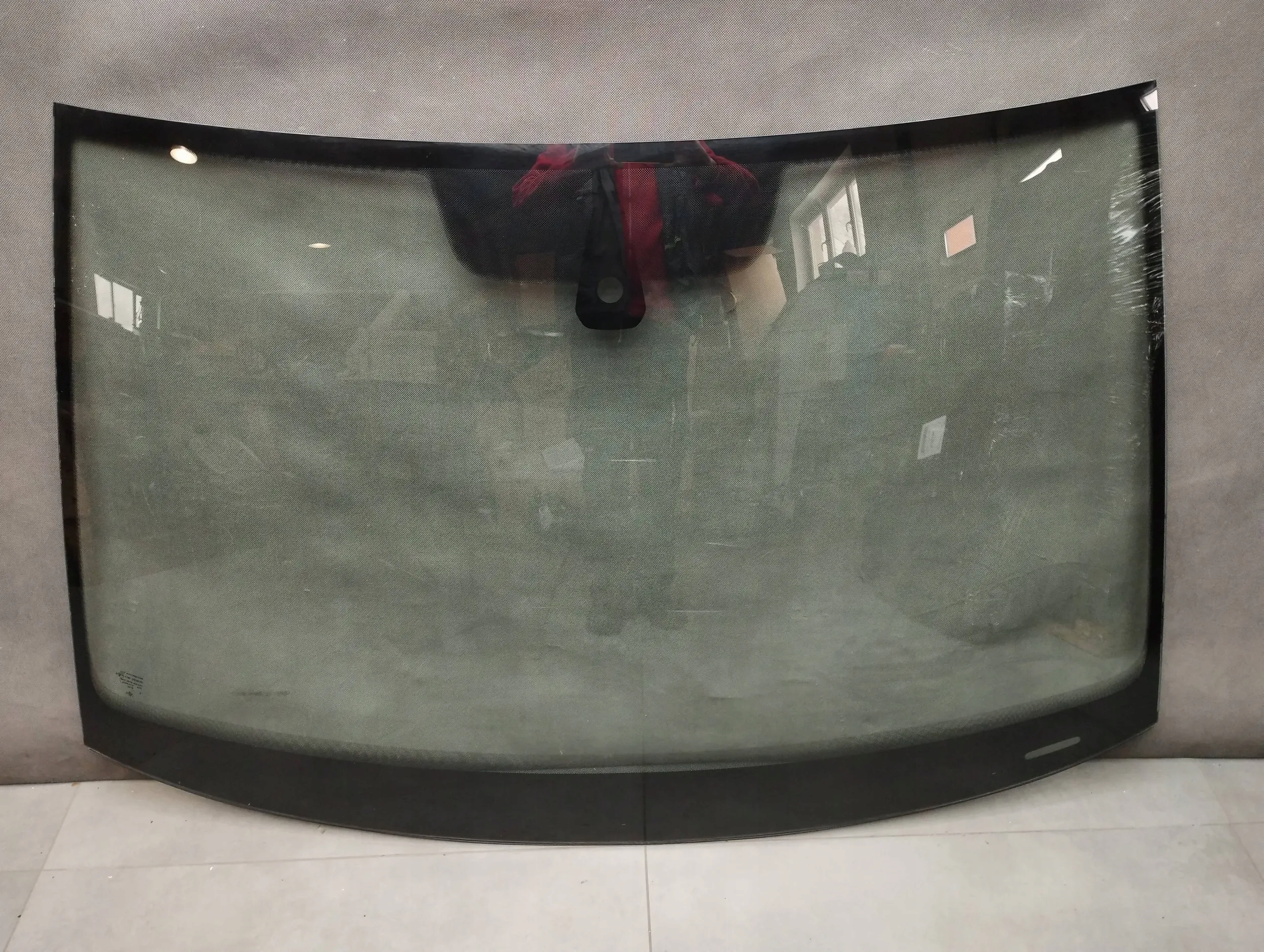 VW Golf VII window iron AGC AUTOMOTIVE