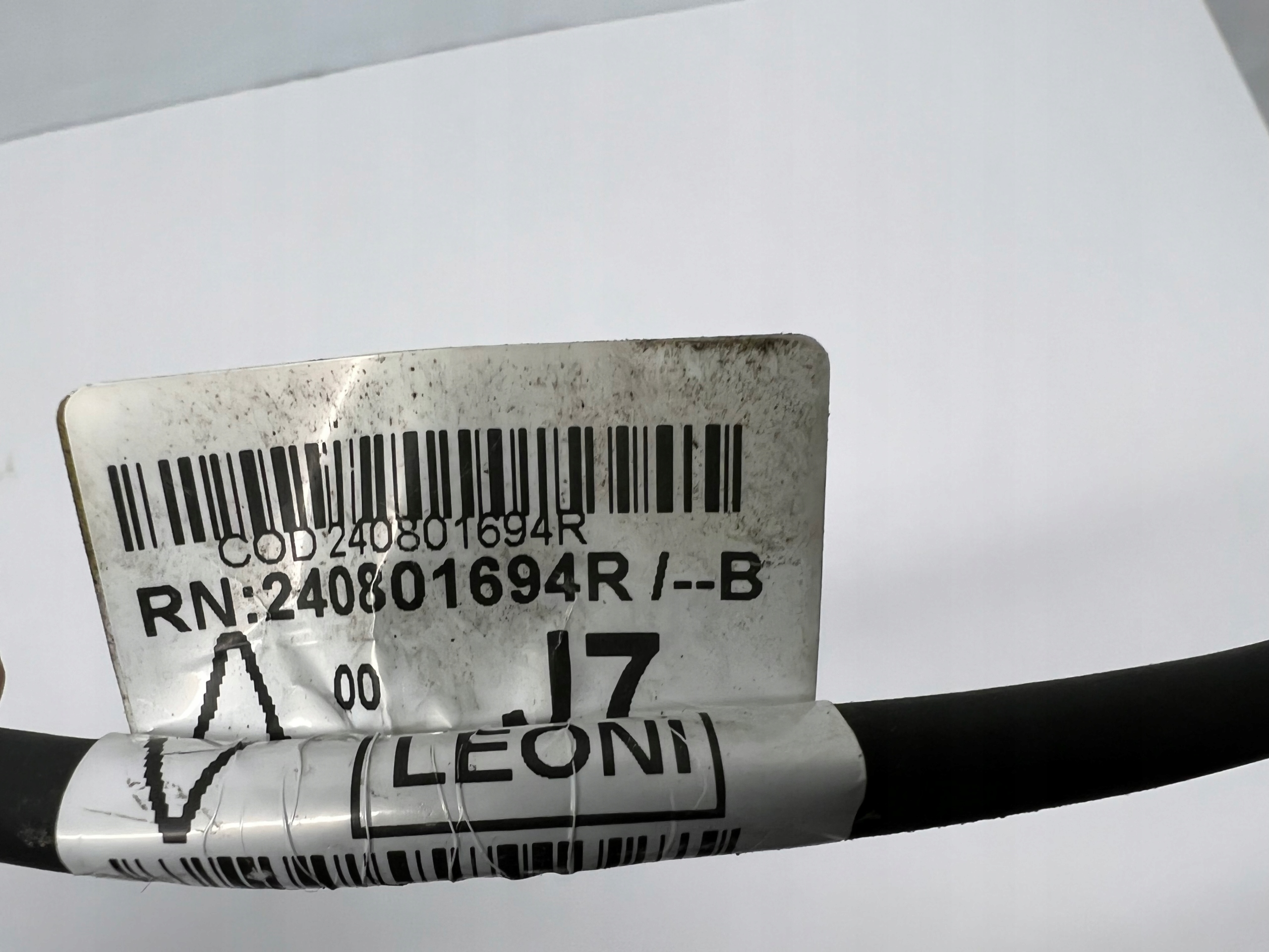 Twingo III Batteriemanagement Sensor 240801694R A4535402803