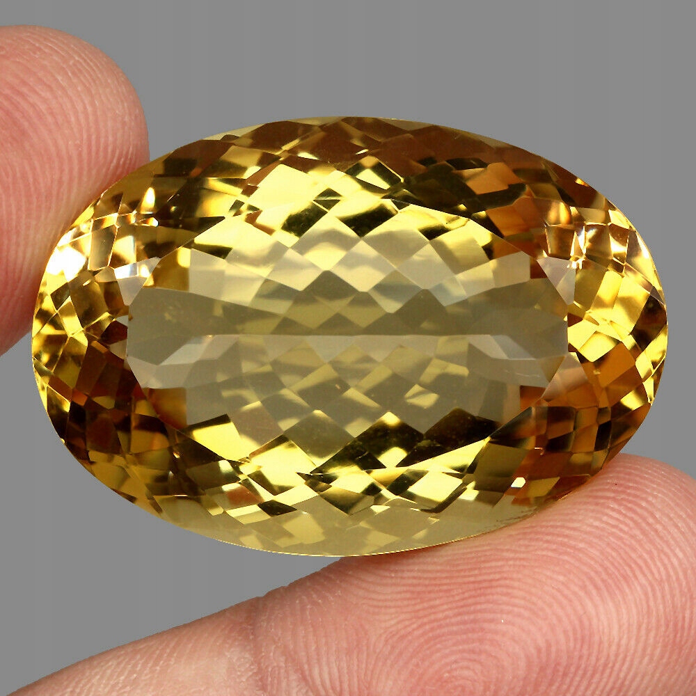 Přírodní kámen citron obrovský 80.84ct Vvs Aaa