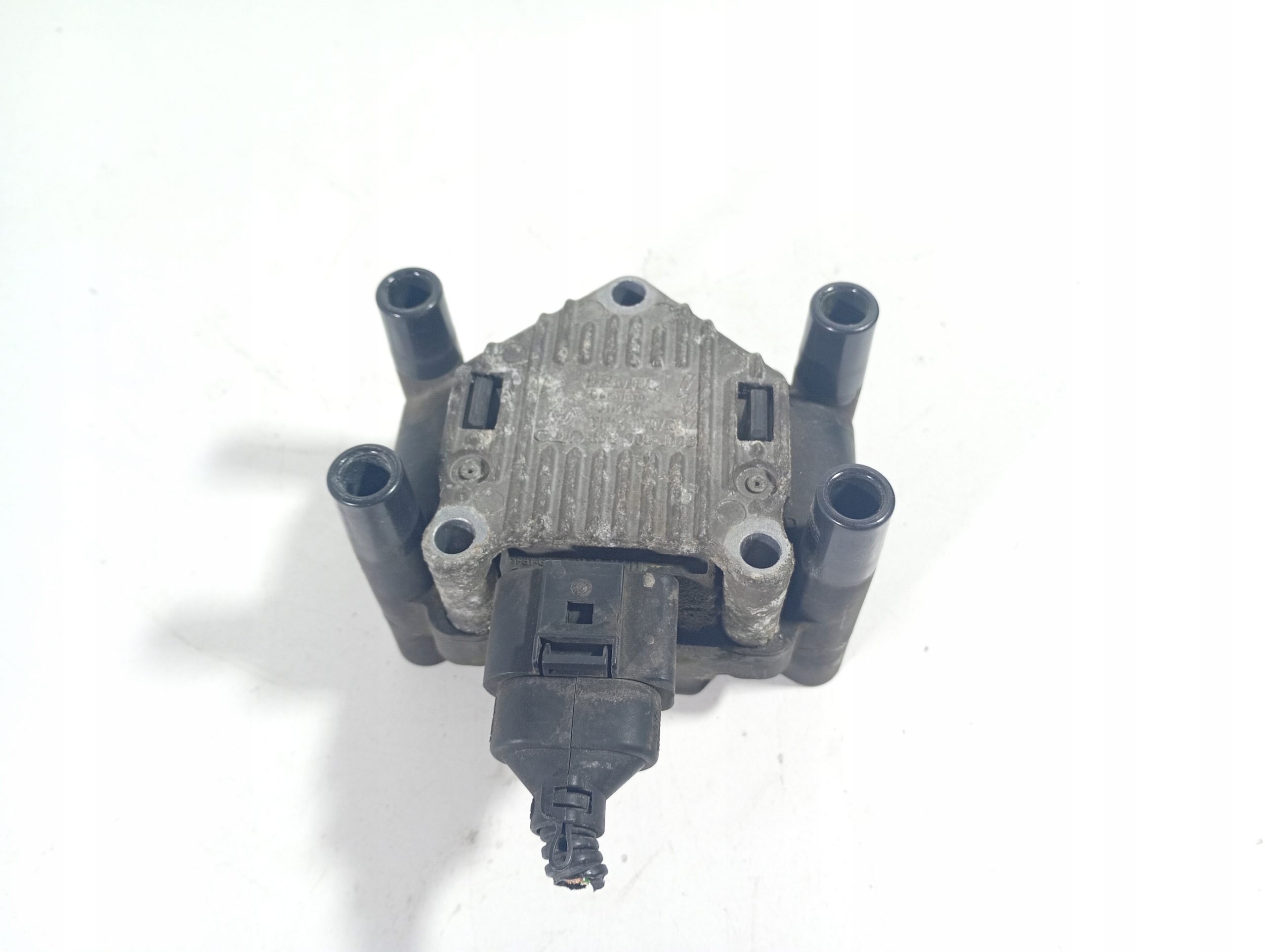 VW POLO N6 6N 94-99 coil ignition OE 032905106B