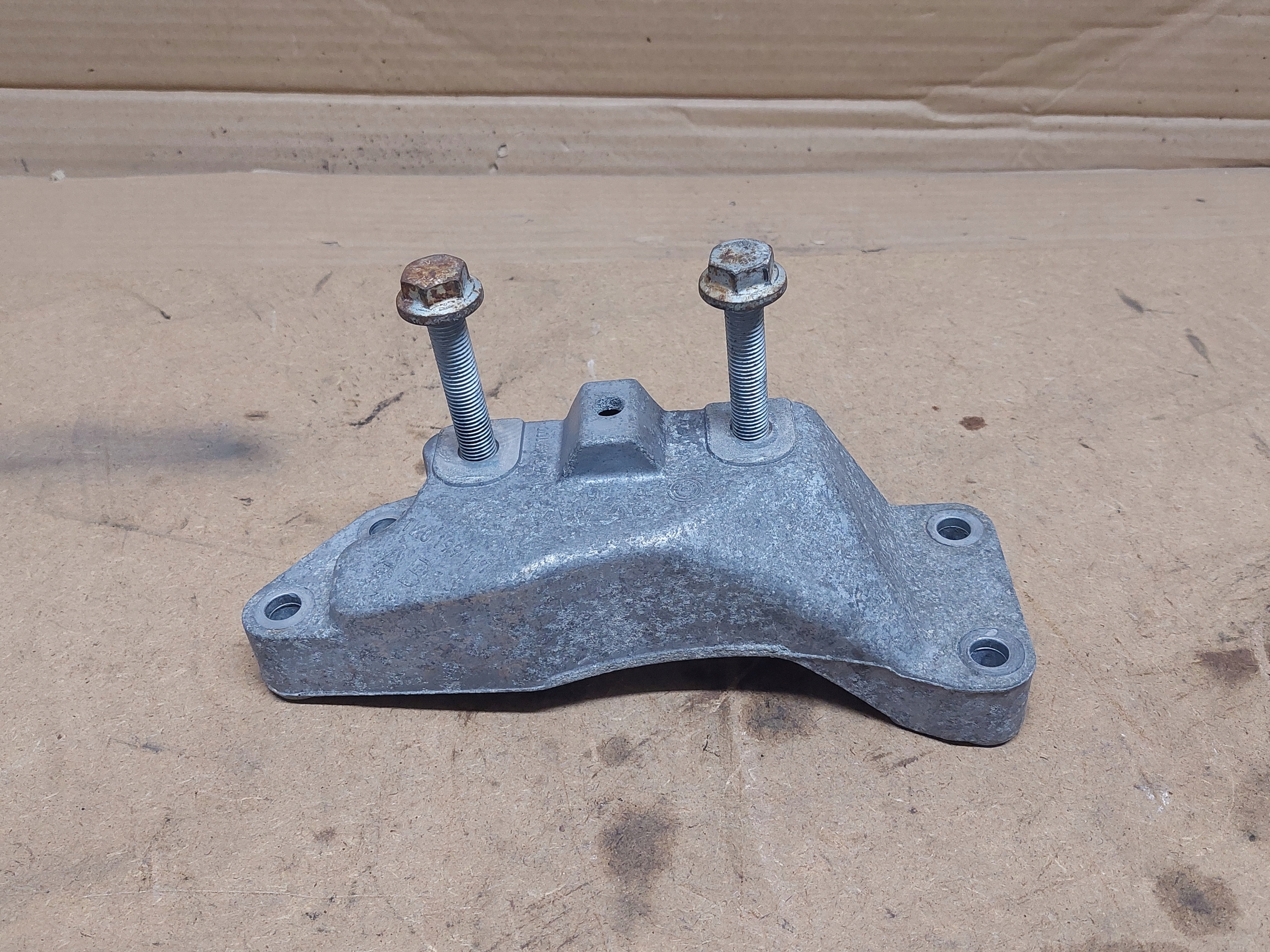 ŁAPA SKRZYNI BIEGÓW AUTOMAT HTP AUDI A3 8P 2.0 FSI Numer katalogowy części 1K0199117AB