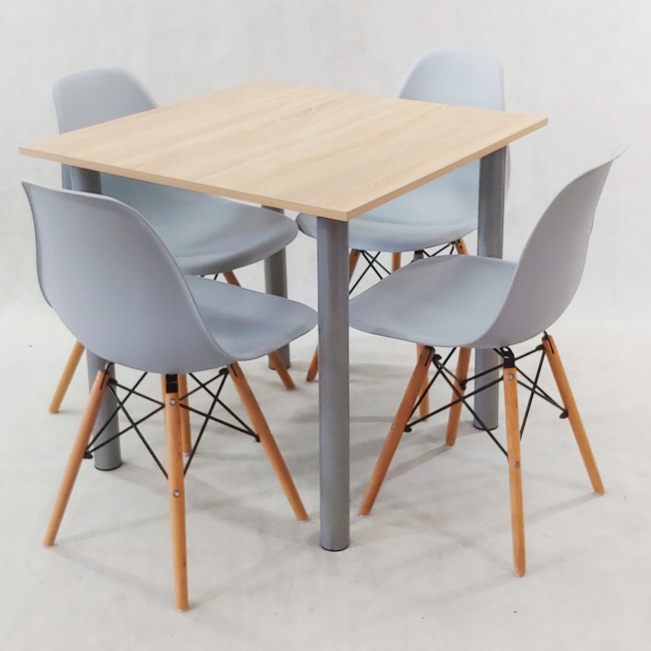 Zestaw stół Lugano 80x80 sonoma 4 Milano białe Liczba elementów w zestawie brak informacji