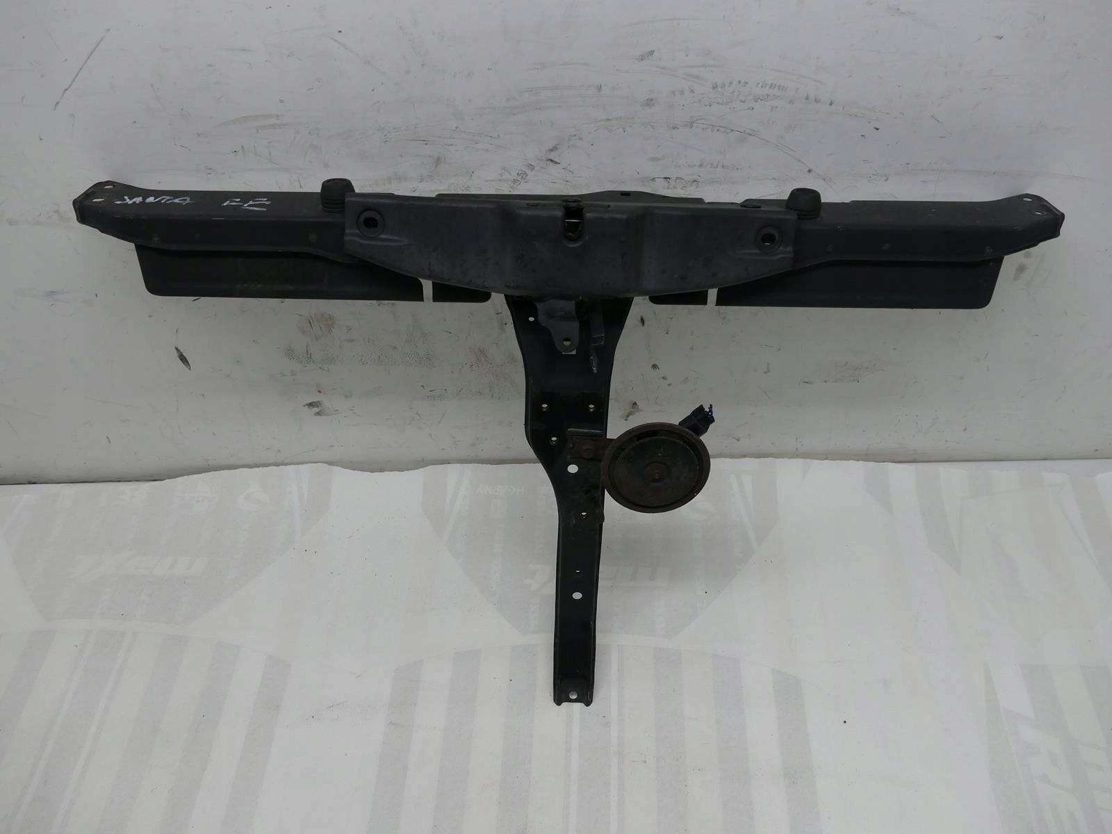 HYUNDAI SANTA FE and support panel for radiators the centre SYGNAL