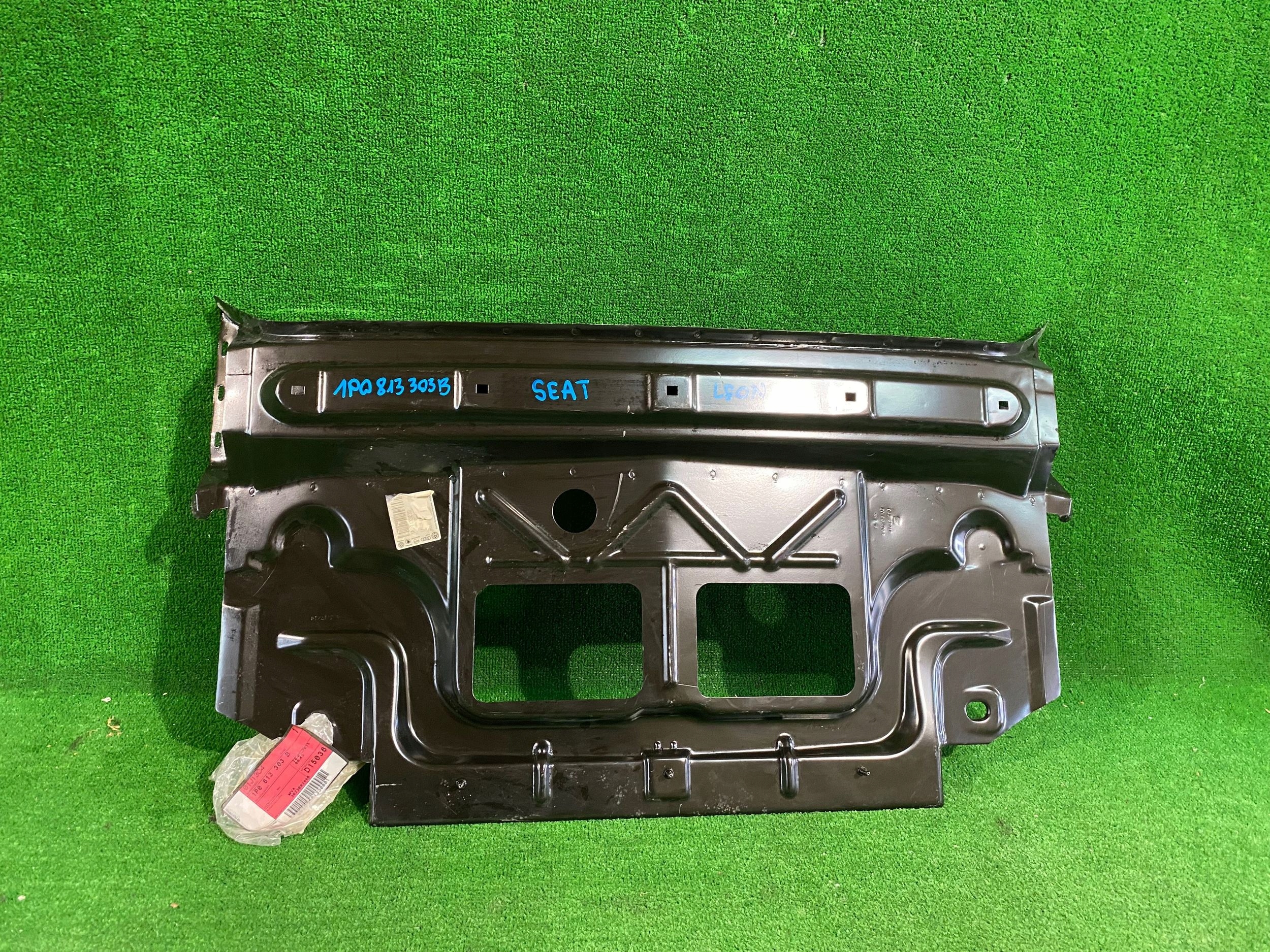 rear panel rear part SEAT LEON and