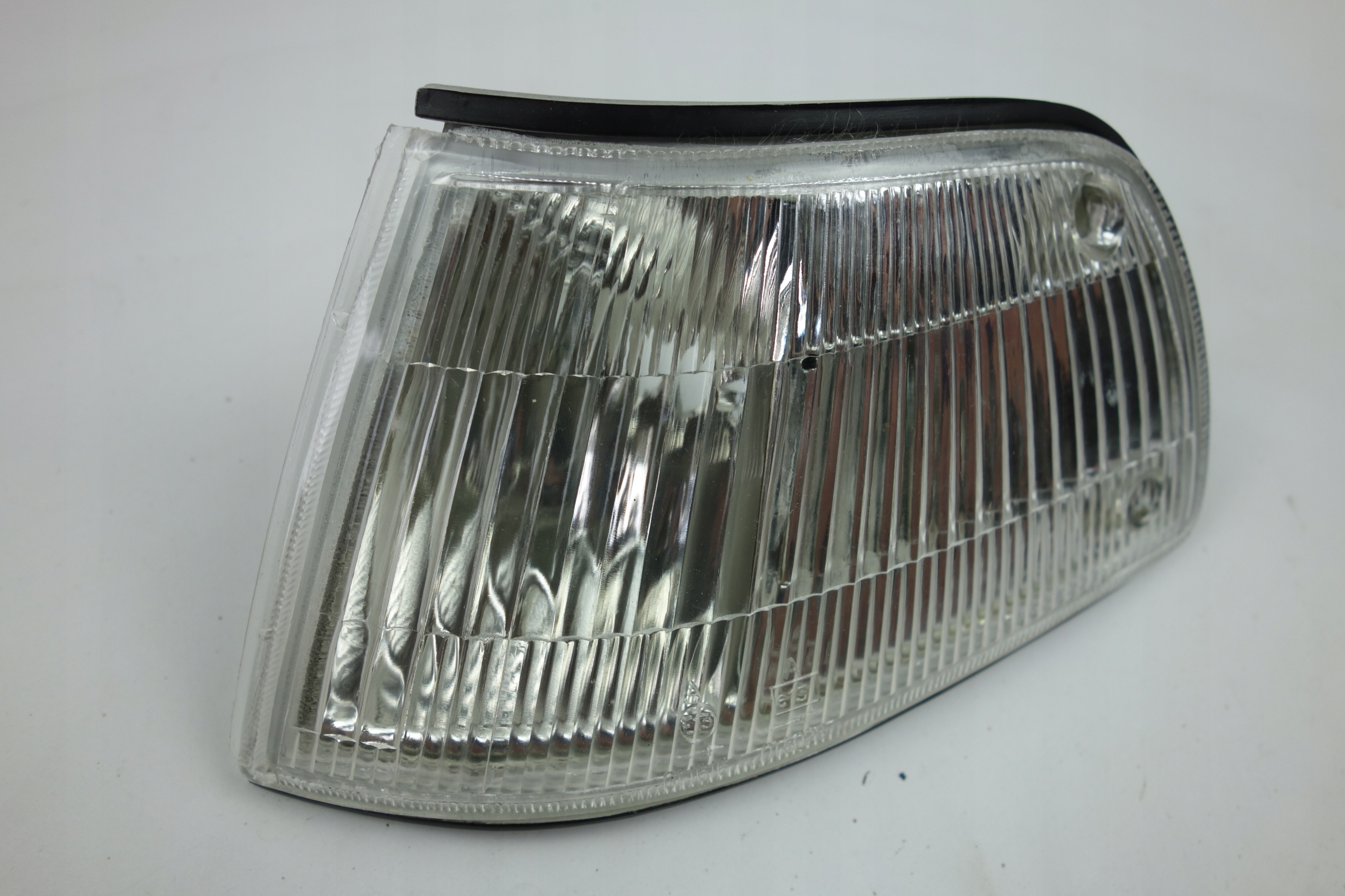 ŚWIATŁO POSTOJOWE LEWE HONDA CIVIC IV 3D J6124001