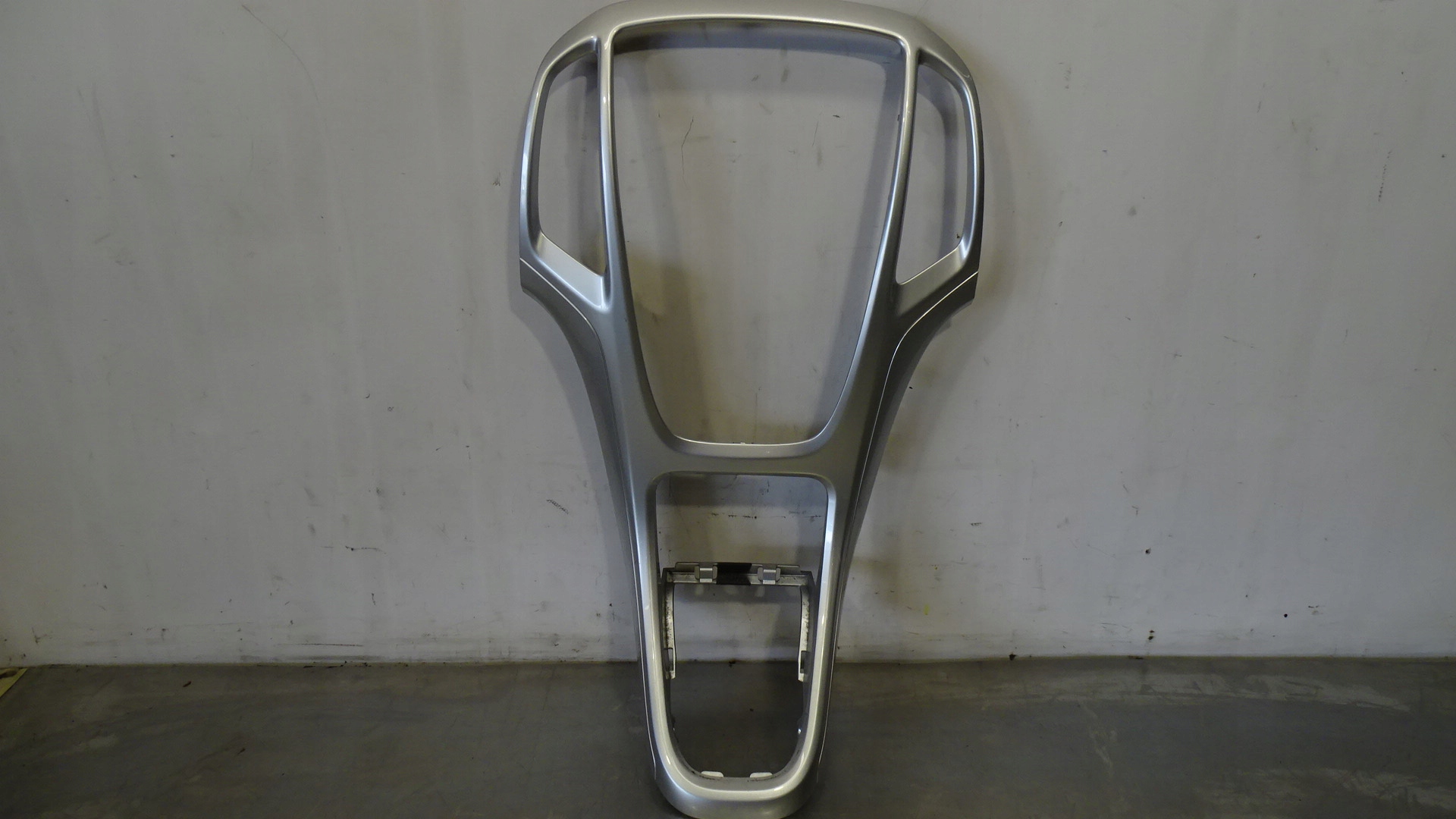 DEKOR KONSOLI RAMKA OPEL ASTRA J 1.7CDTI 13257562