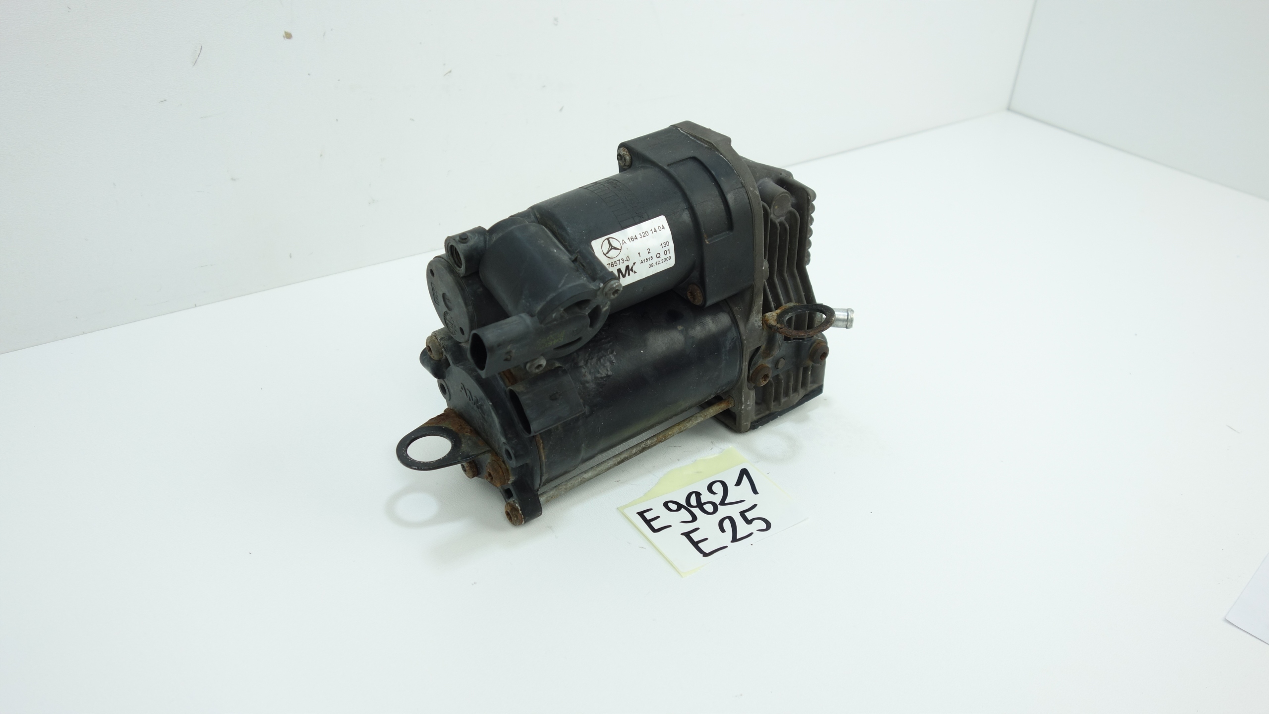 MERCEDES ML GL W164 X164 compressor; springing A1643201404