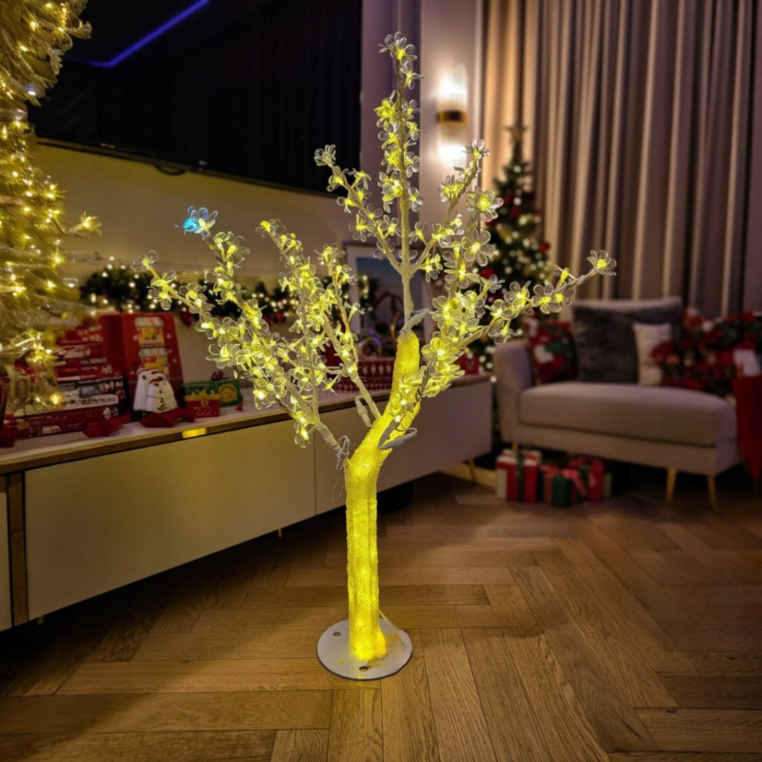 Veľký vianočný Led svietiaci stromček 120 cm Čerešňa do záhrady vonku