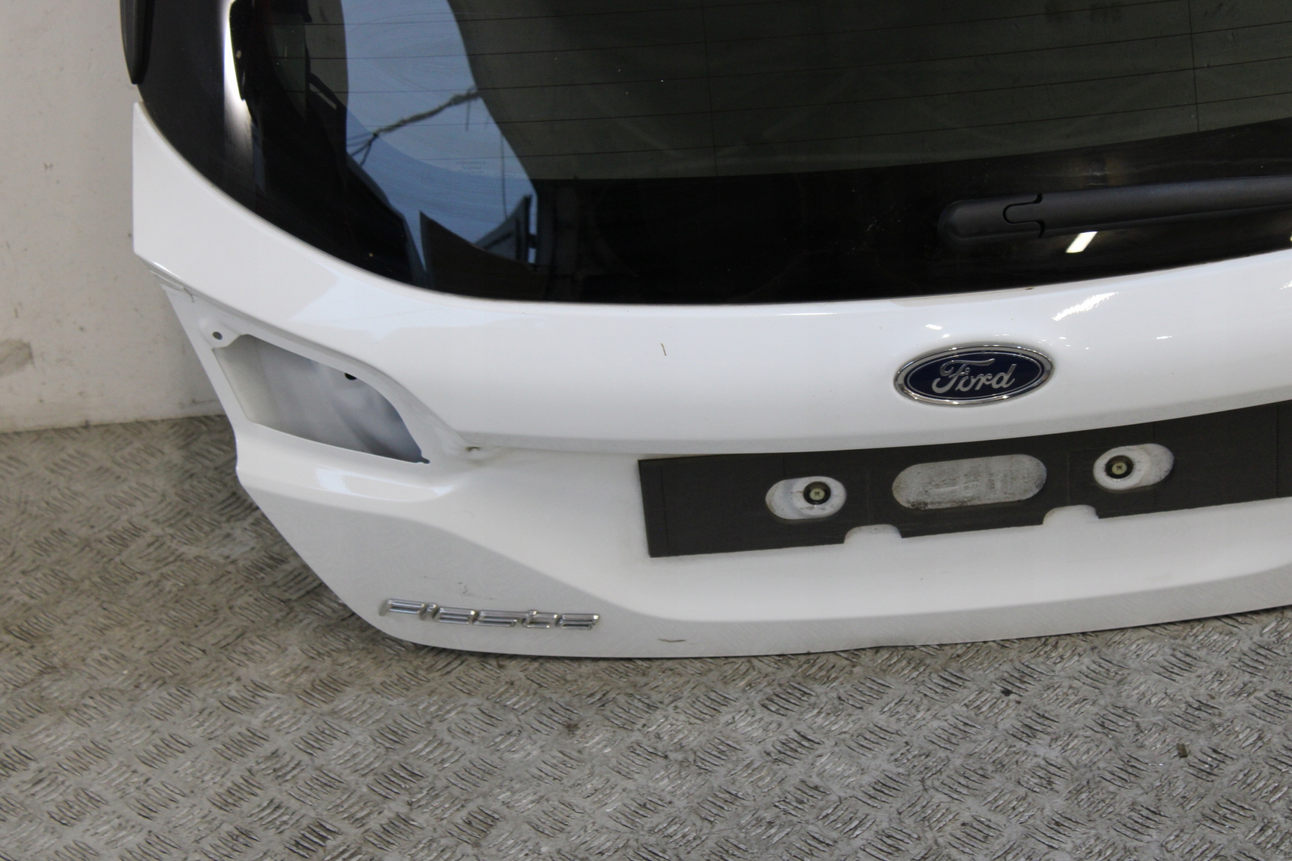 trunk door boot complete FORD FIESTA MK8 LIFT