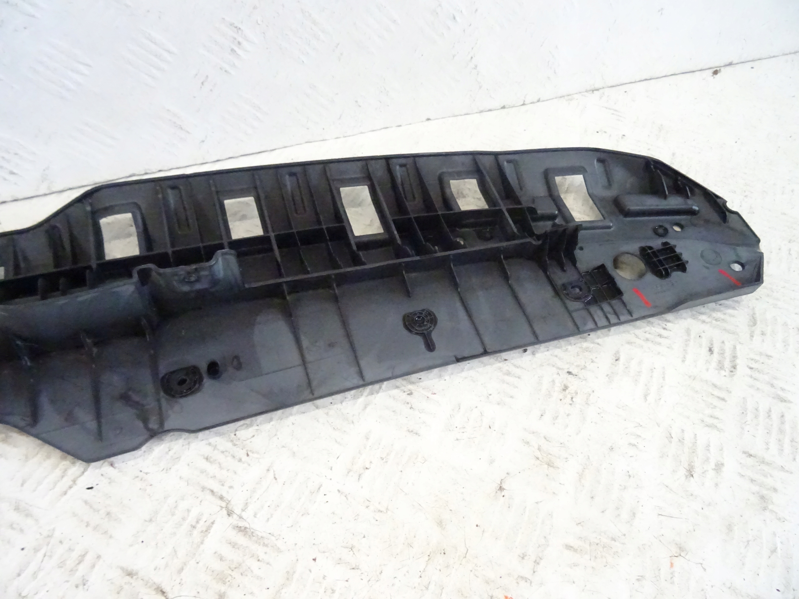 wall support front HYUNDAI I20 II 86353-C8000
