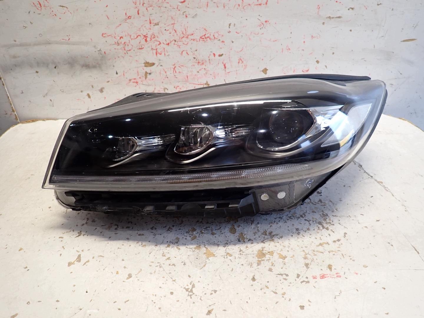 light front left KIA SORENTO III LIFT 18- FULL LED 92101-C5620
