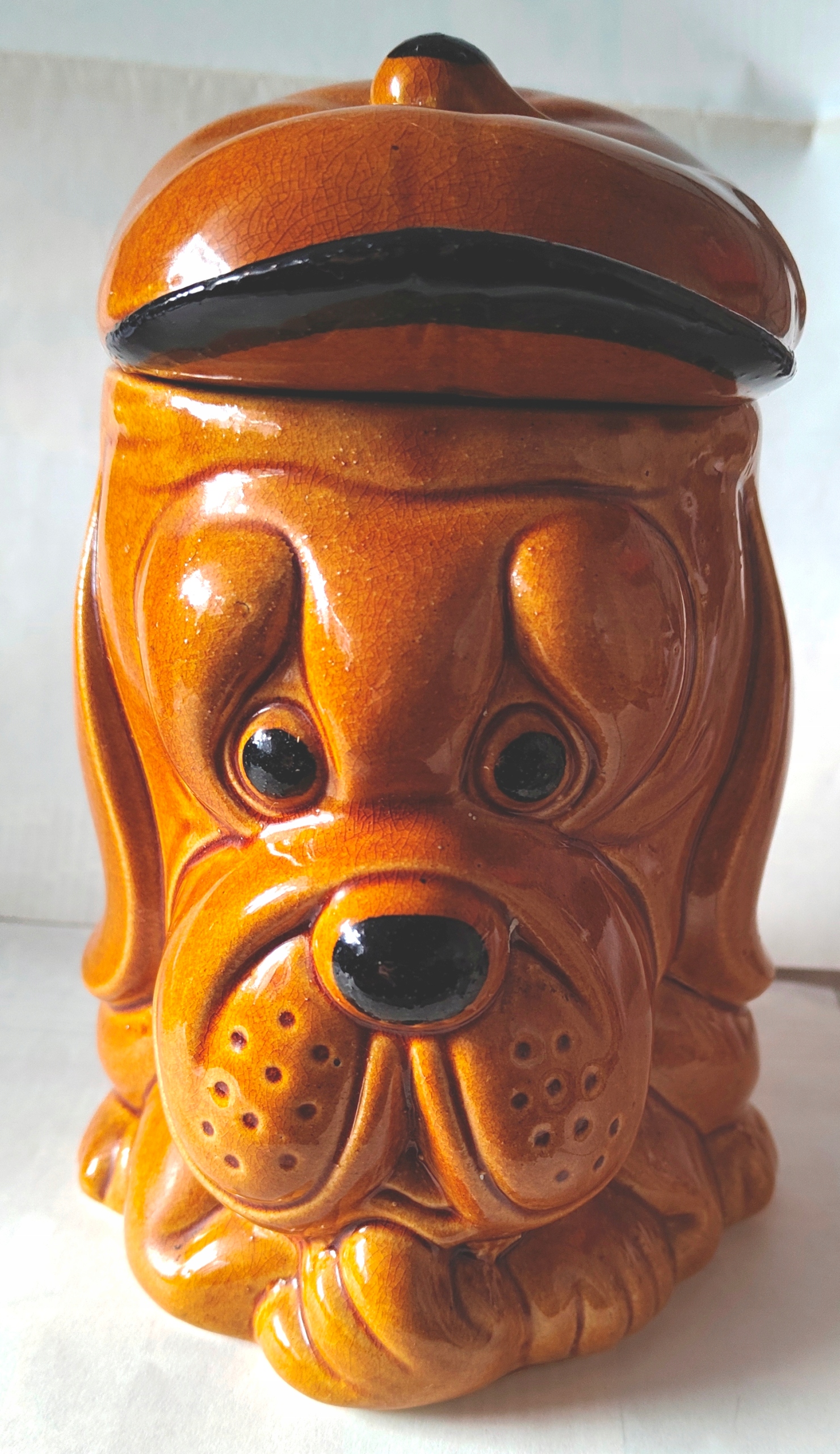 Porcelitowy piesek Andrut