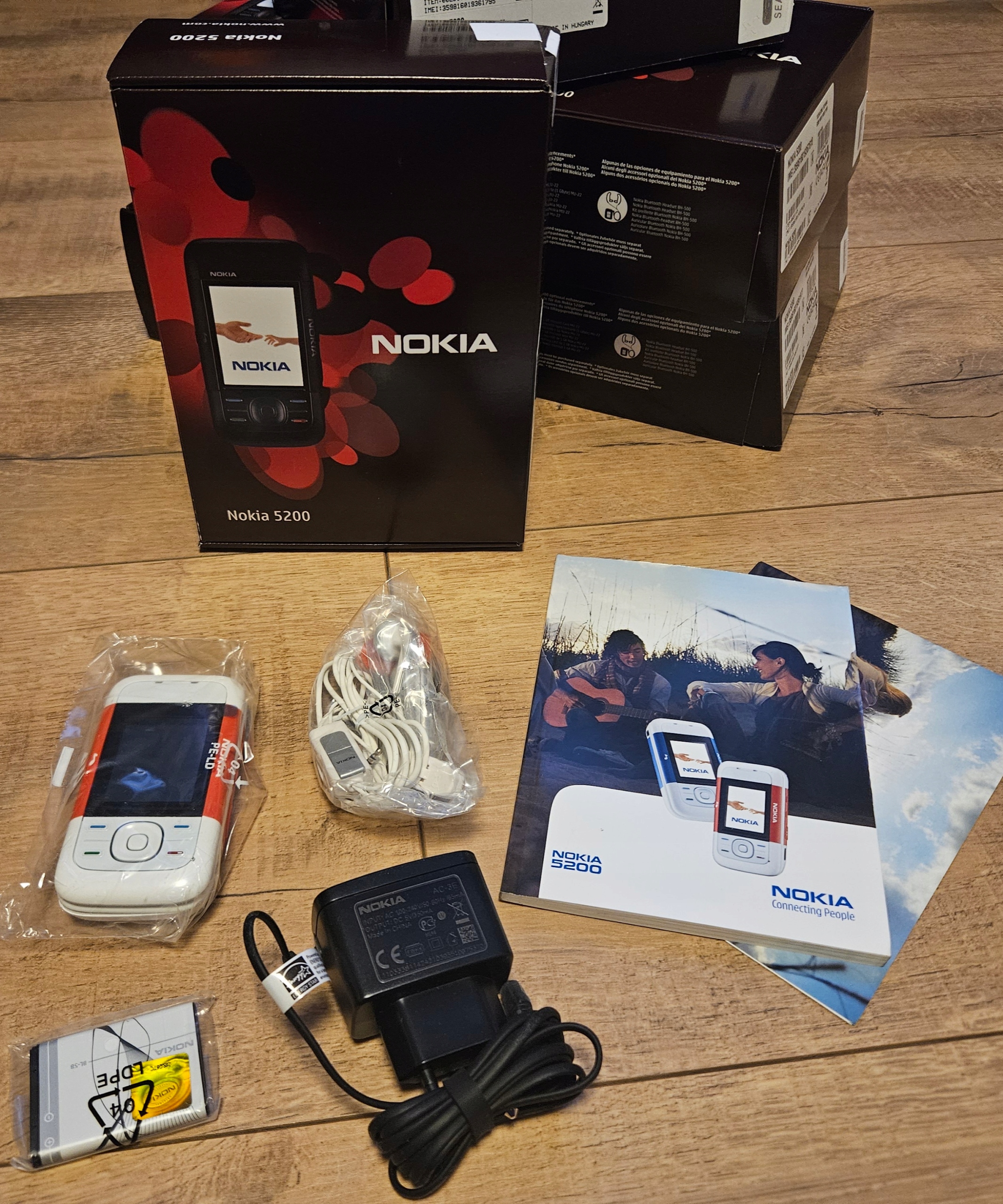 Nokia 5200 White/Red Nowe Komplety Unikat Bez Locka