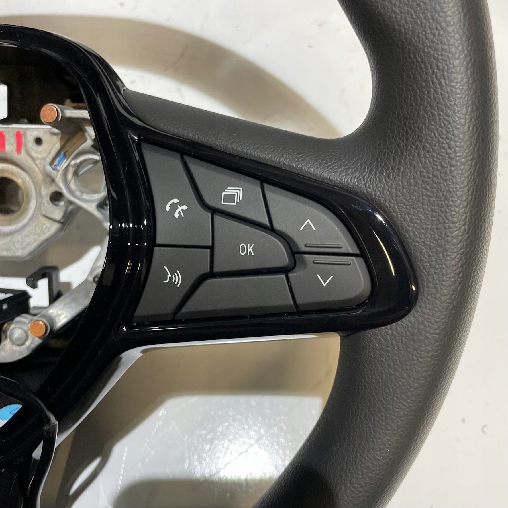 RENAULT ZOE II LENKRAD 484004585R