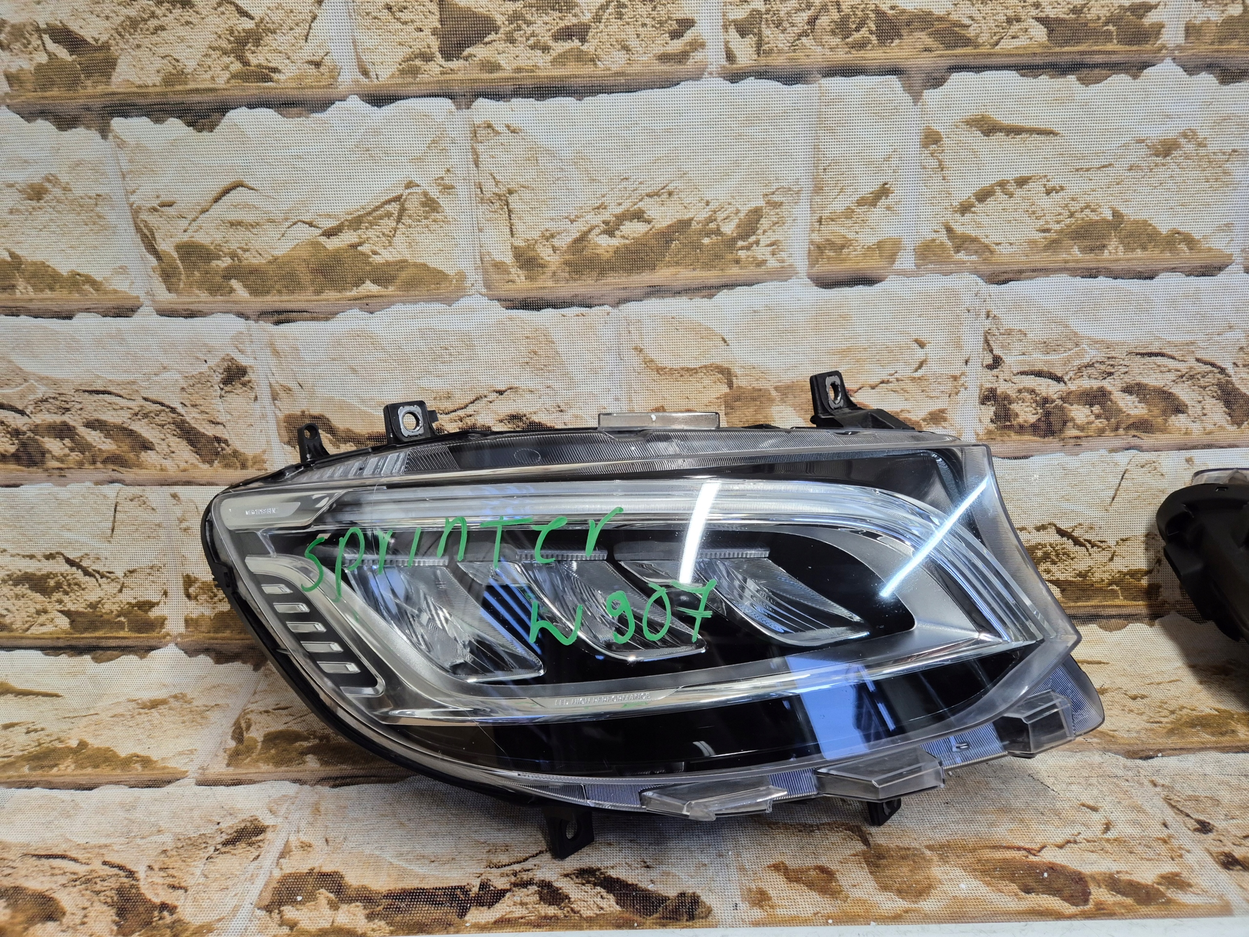 mercedes sprinter w907 w910 full led prawa lampa