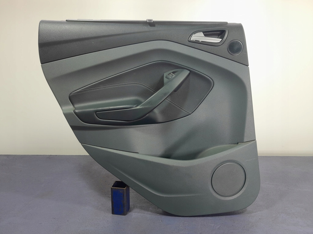 FORD C-MAX MK2 BOCZEK TAPICERKA DRZWI TYŁ LEWA SKÓRA ROLETA