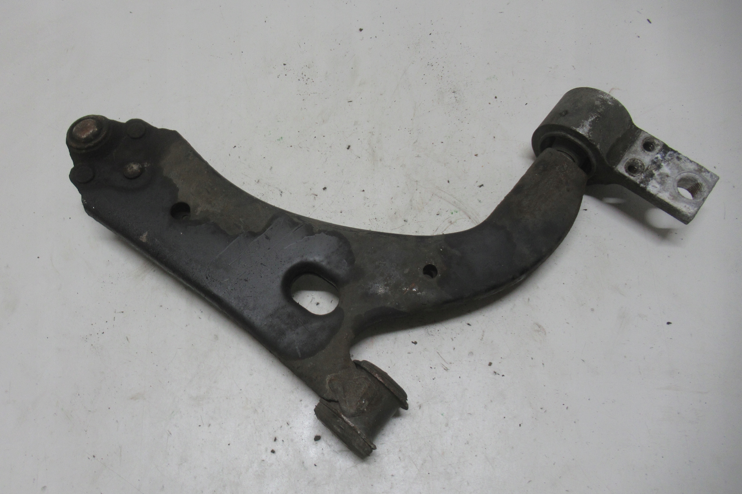 FORD FUSION 1.6 TDCI 09R Querlenker links