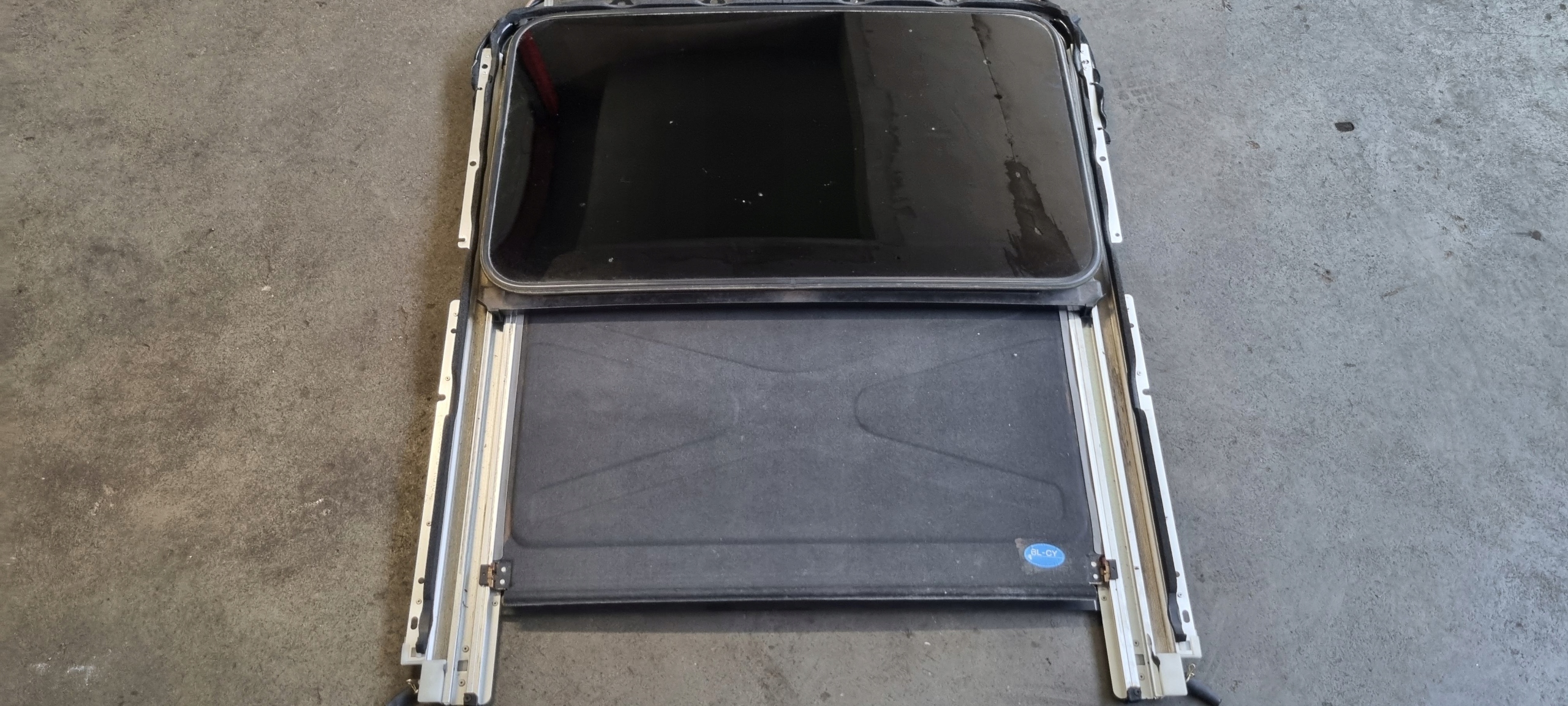 Szyberdach do Kia Sorento 2008 r