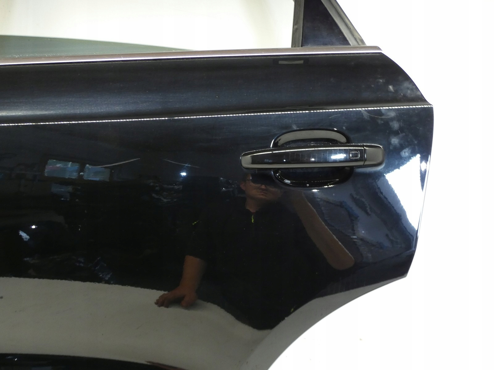 door left rear part left rear. AUDI Q3 8U 11R- LY9B black,