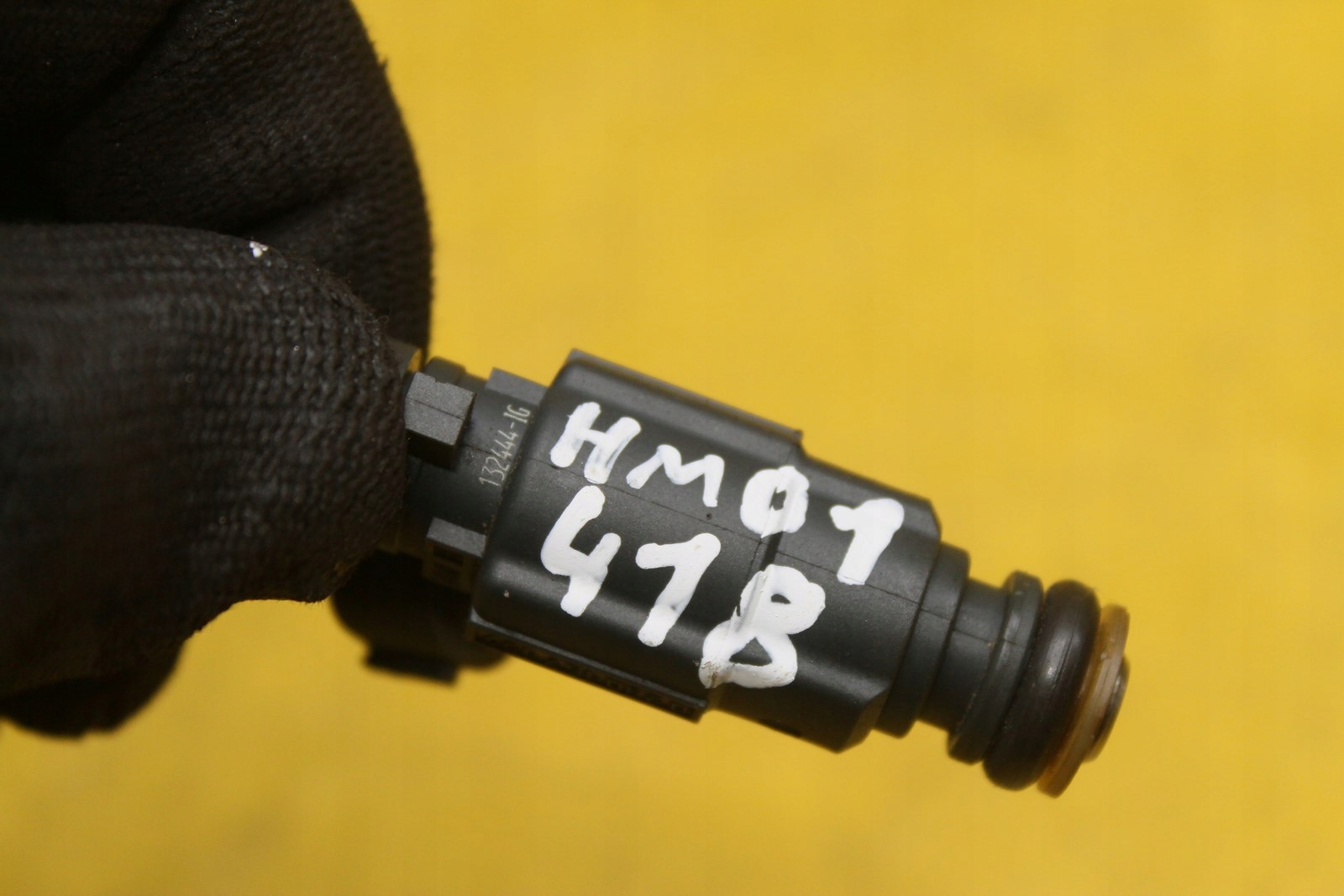 форсунка 9676017480 peugeot 208 1.2