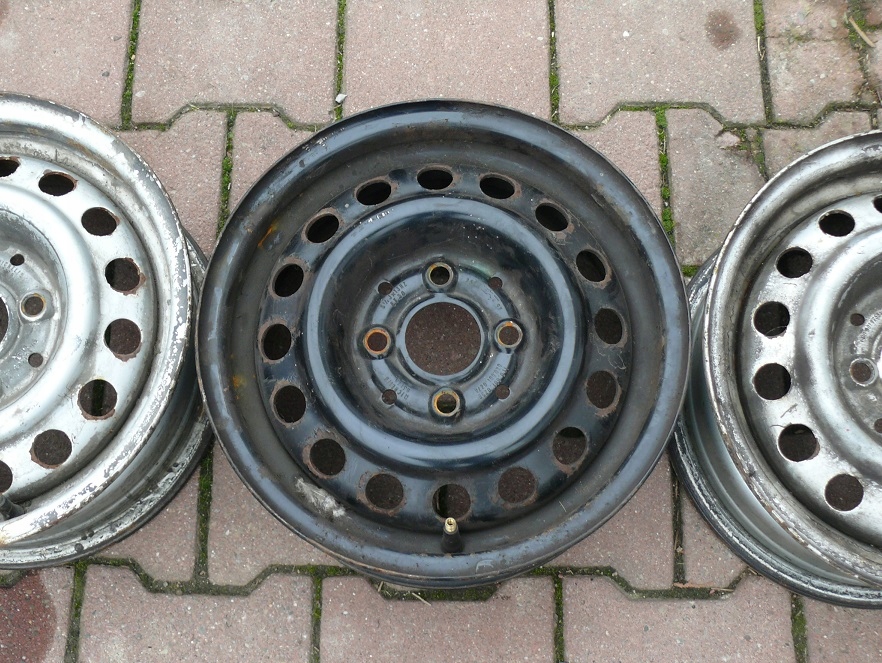 4x CERCHIO CERCHI STALOWA 13 4x100 ET38 SEAT IBIZA e TOLEDO e GOLF 3 BORA e